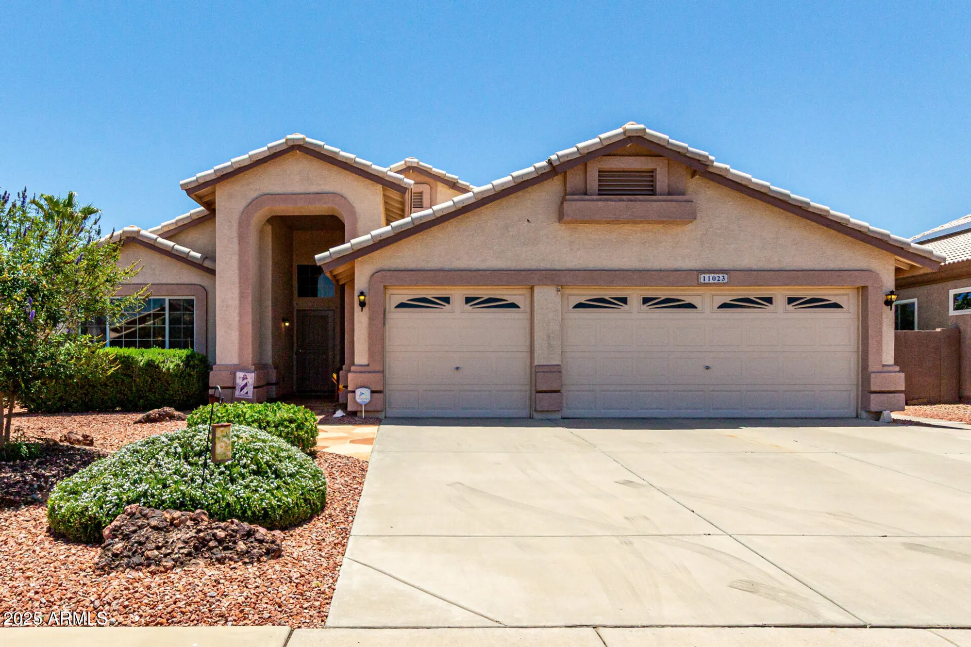Property Slideshow image 34 of 44 | 11023 w chino dr, Peoria, AZ, 85373