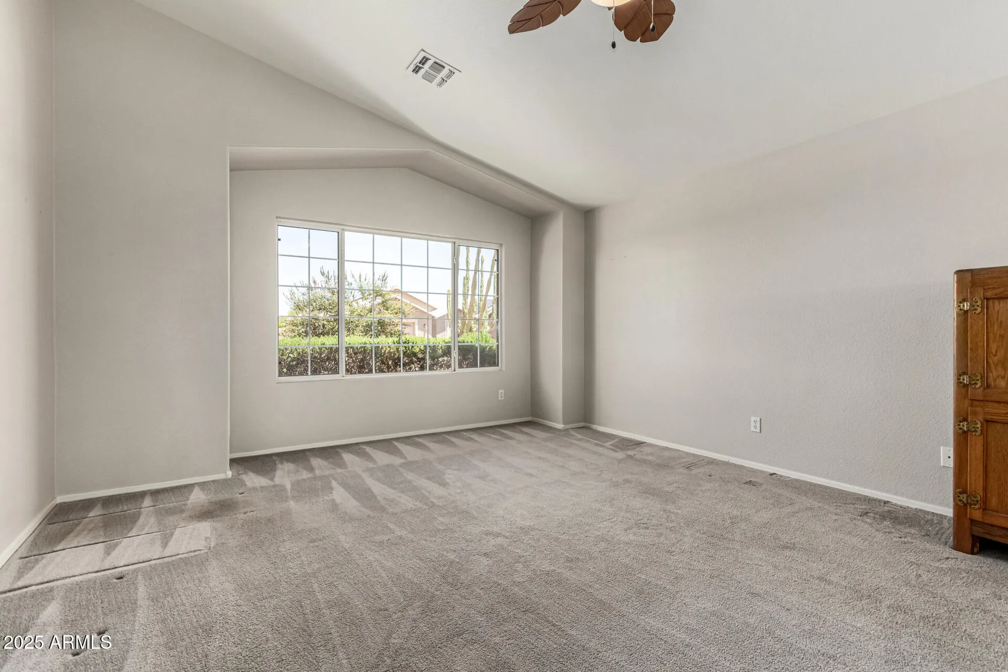 Property Slideshow image 8 of 44 | 11023 w chino dr, Peoria, AZ, 85373