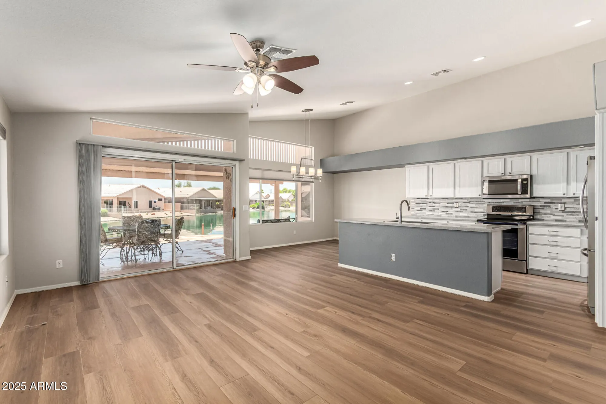 Property Slideshow image 12 of 44 | 11023 w chino dr, Peoria, AZ, 85373