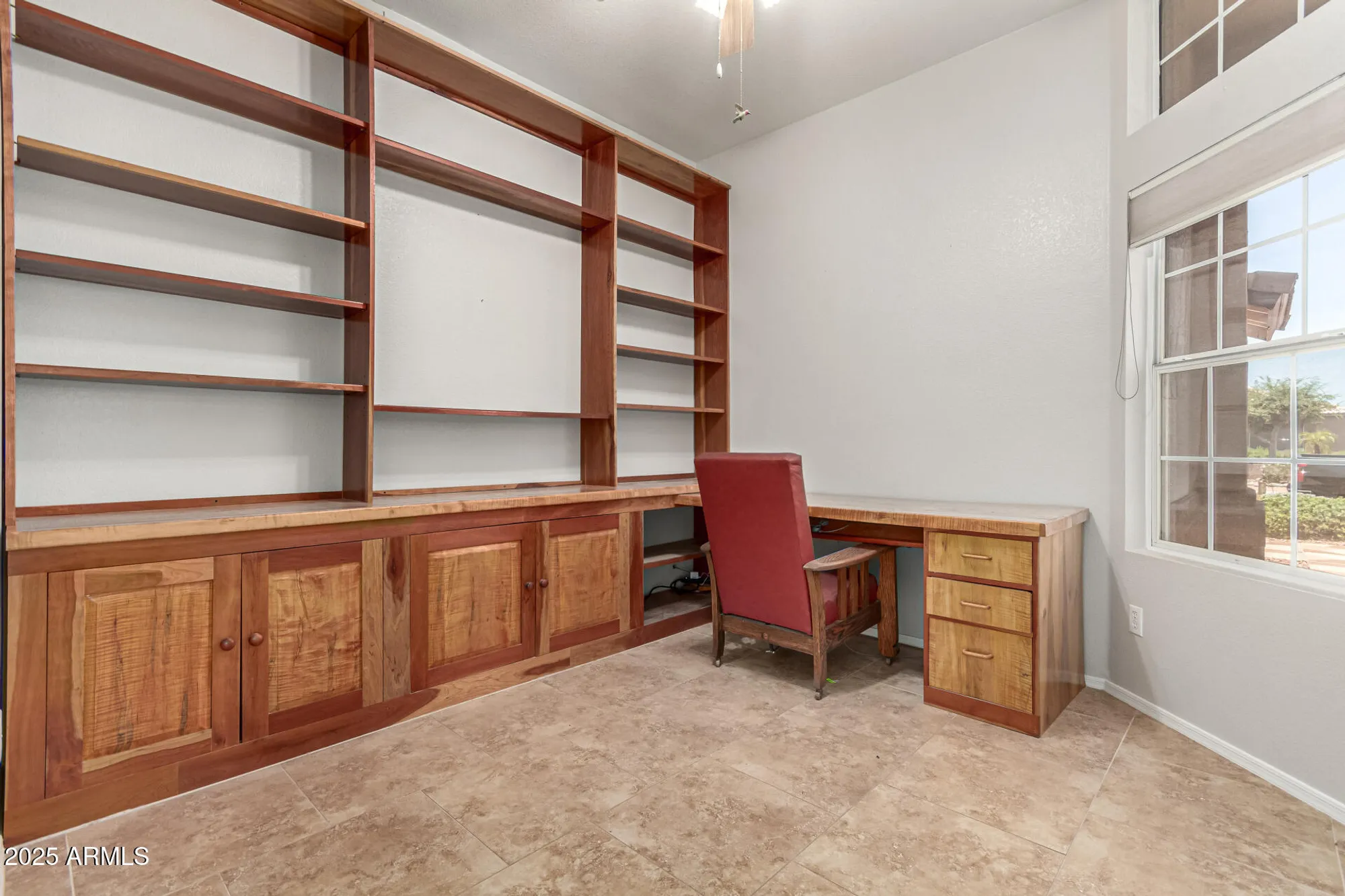 Property Slideshow image 16 of 44 | 11023 w chino dr, Peoria, AZ, 85373