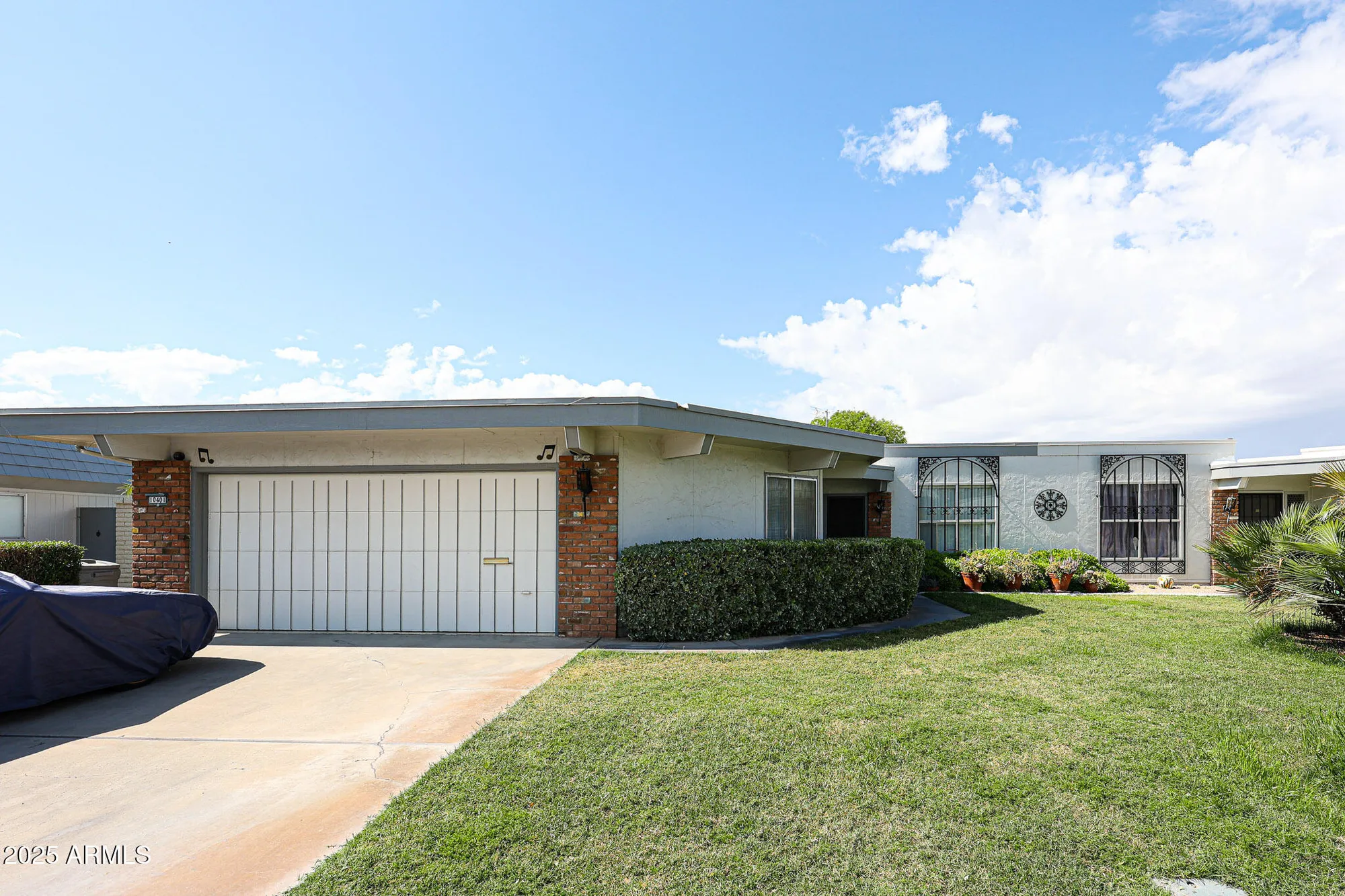 Property Slideshow image 1 of 16 | 10401 w loma blanca dr, Sun City, AZ, 85351