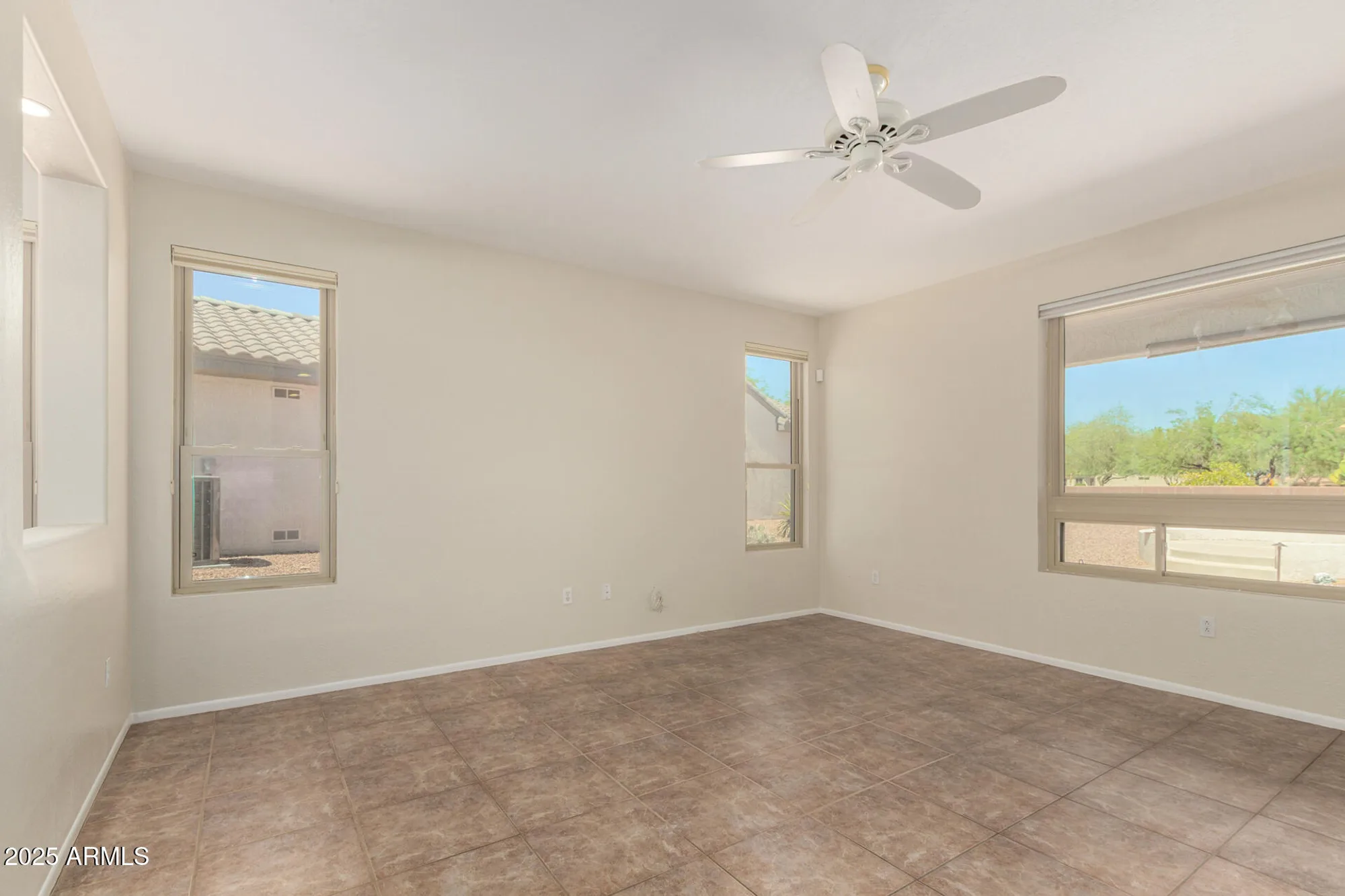 Property Slideshow image 7 of 50 | 20017 n cielo ct, Surprise, AZ, 85374