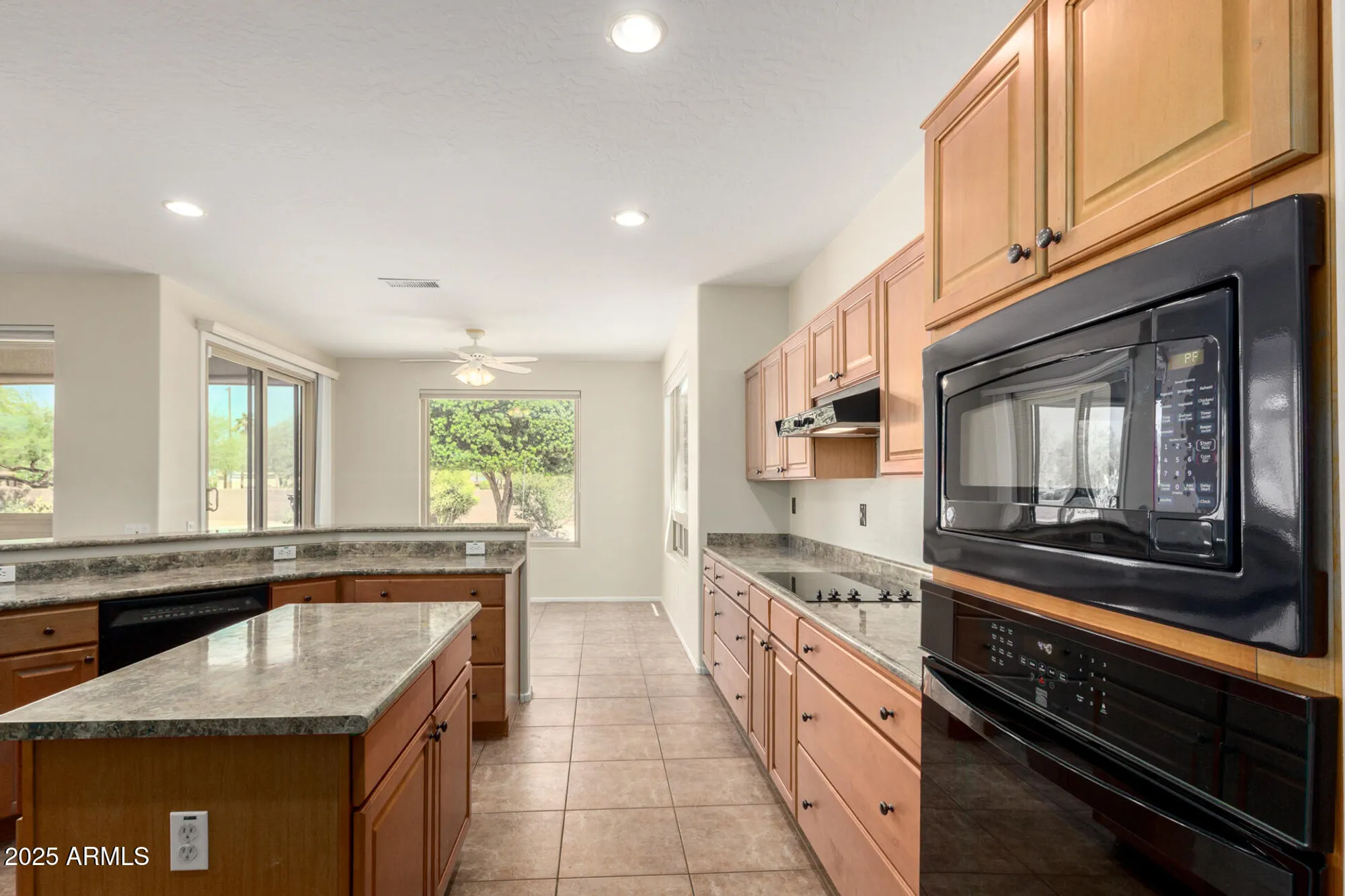 Property Slideshow image 12 of 50 | 20017 n cielo ct, Surprise, AZ, 85374