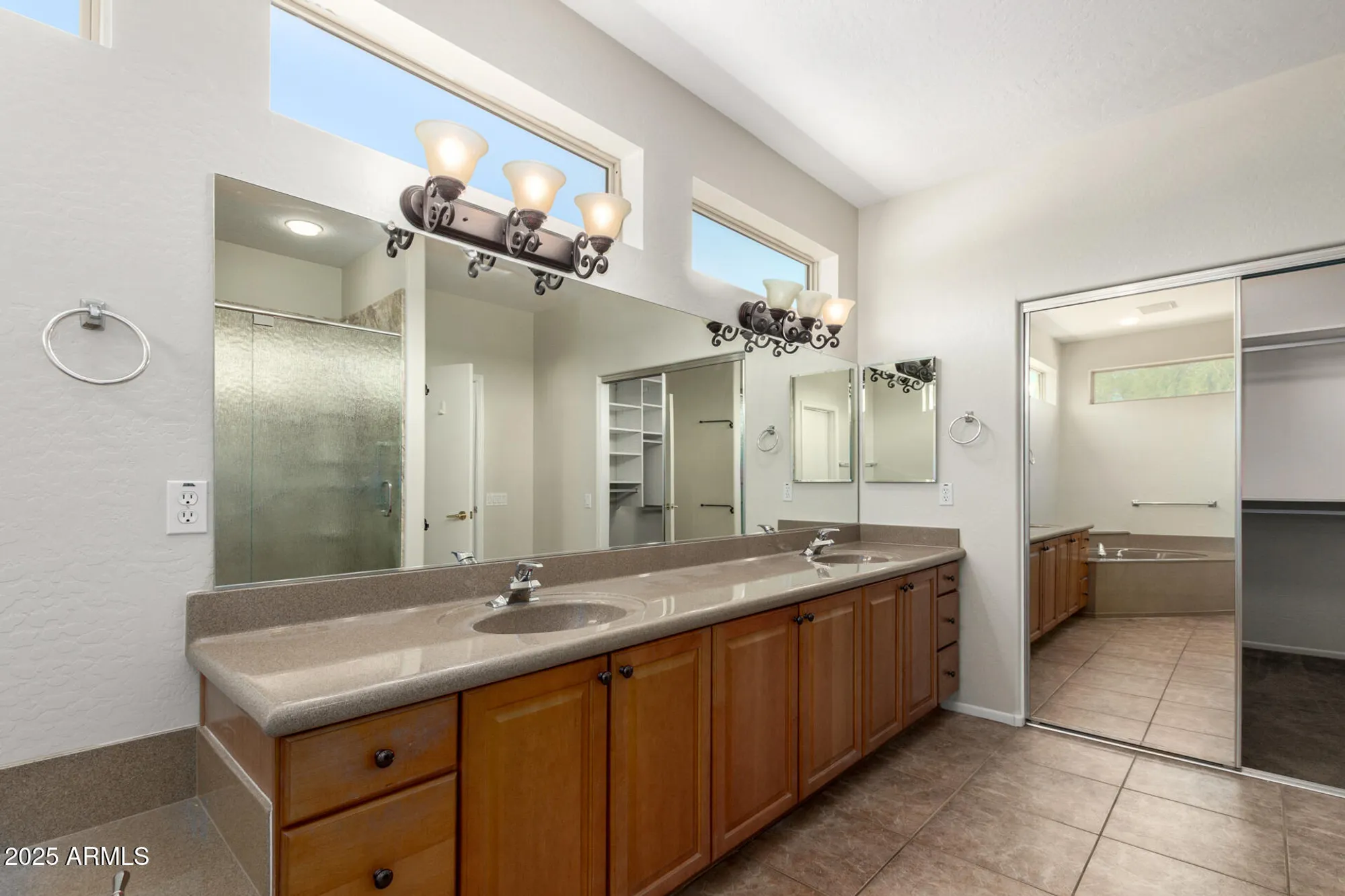 Property Slideshow image 19 of 50 | 20017 n cielo ct, Surprise, AZ, 85374