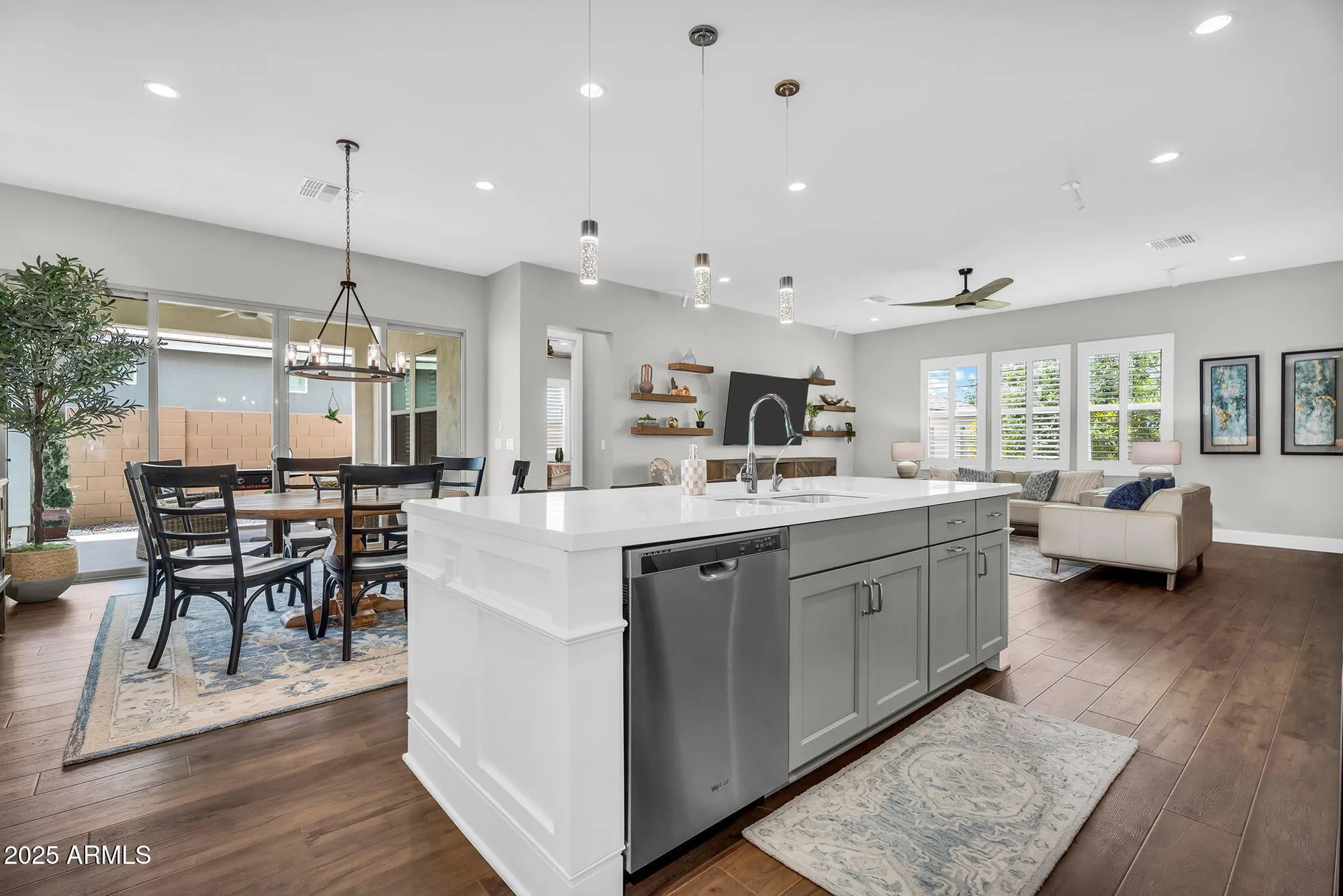 Property Slideshow image 14 of 52 | 11233 n blakely st, Surprise, AZ, 85388