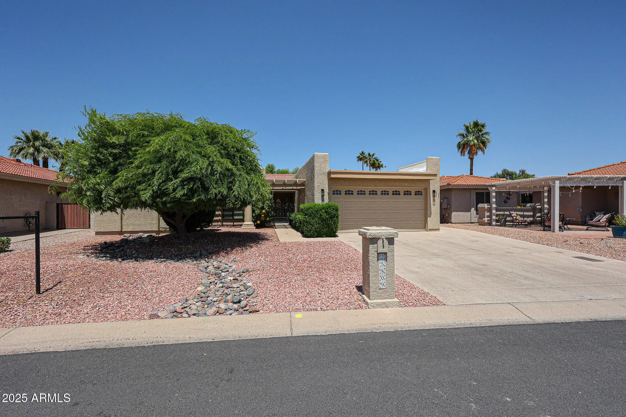 Property Slideshow image 4 of 57 | 25809 s hollygreen dr, Sun Lakes, AZ, 85248