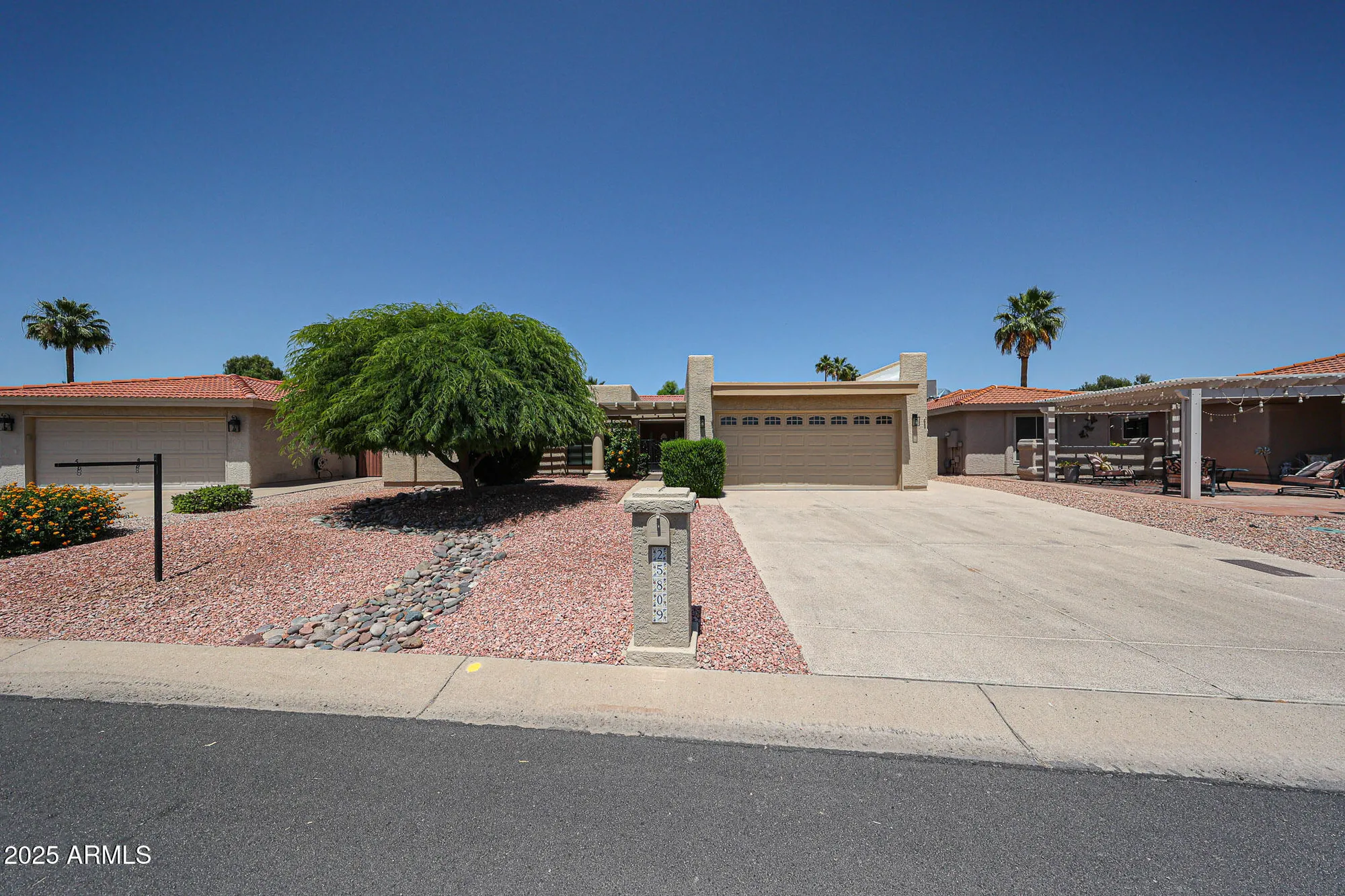 Property Slideshow image 3 of 57 | 25809 s hollygreen dr, Sun Lakes, AZ, 85248