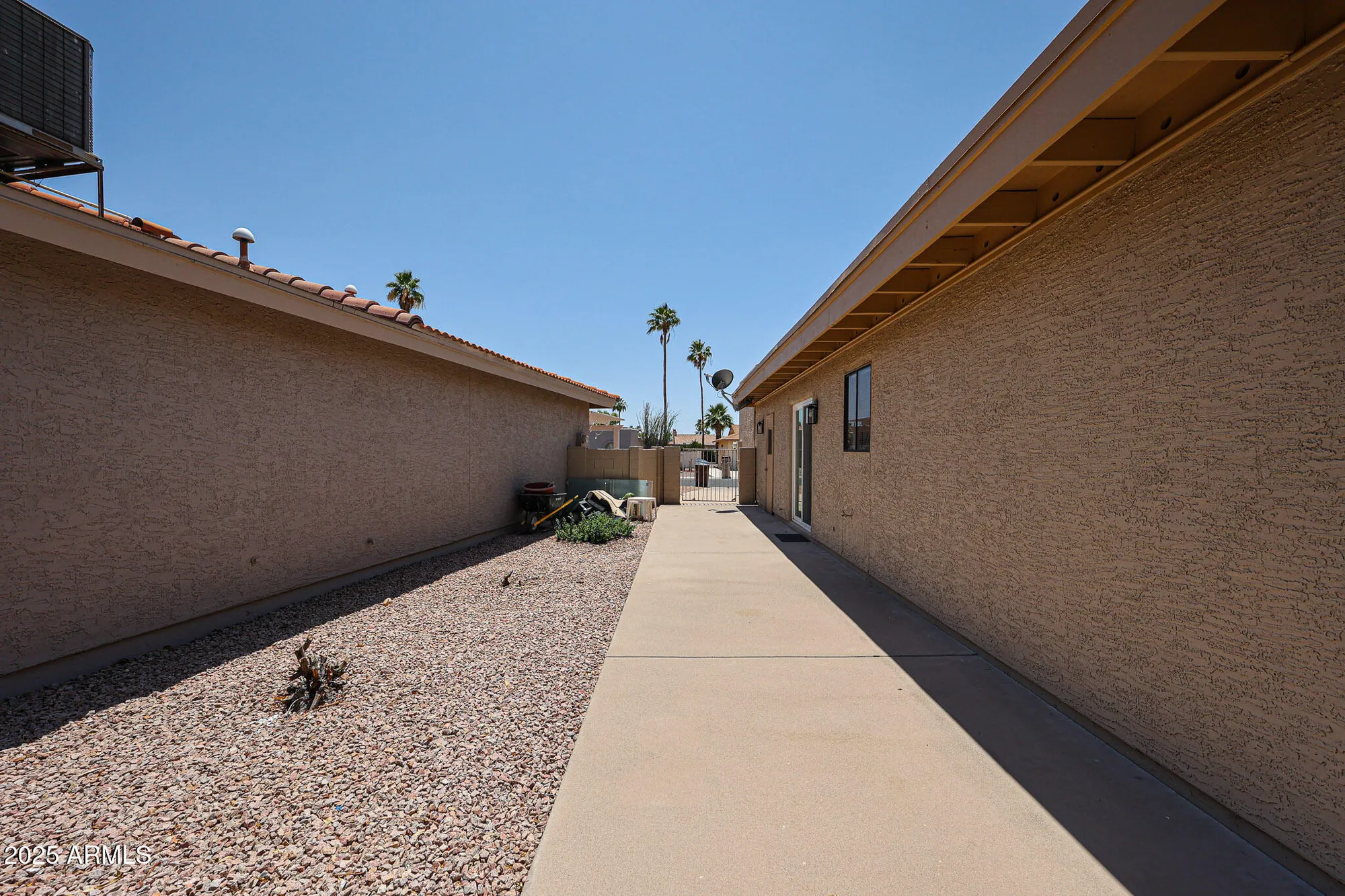 Property Slideshow image 47 of 57 | 25809 s hollygreen dr, Sun Lakes, AZ, 85248