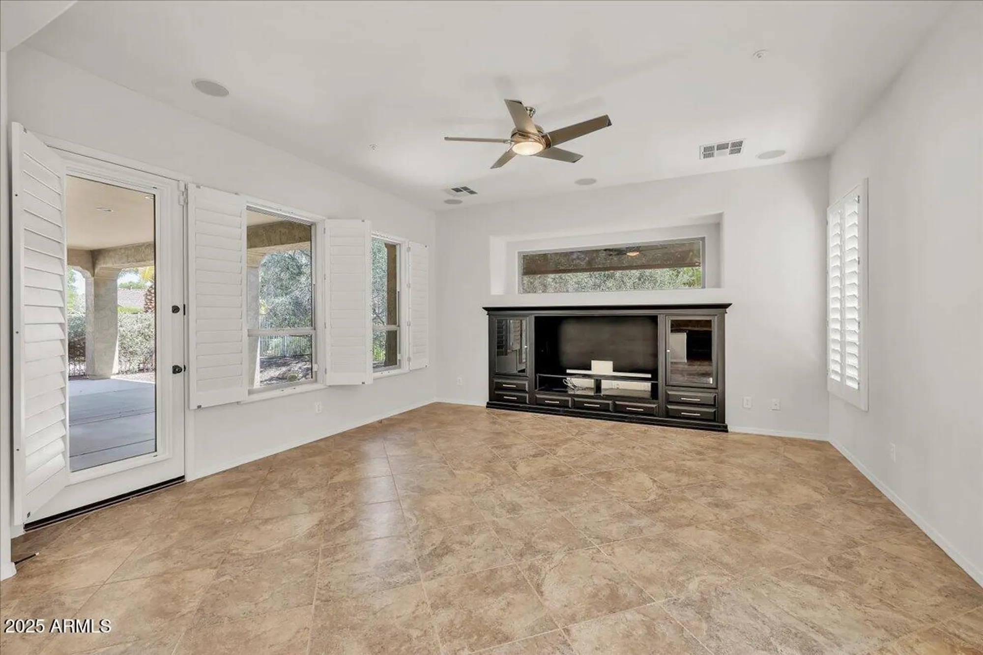 Property Slideshow image 2 of 77 | 13055 w eagle talon trl, Peoria, AZ, 85383