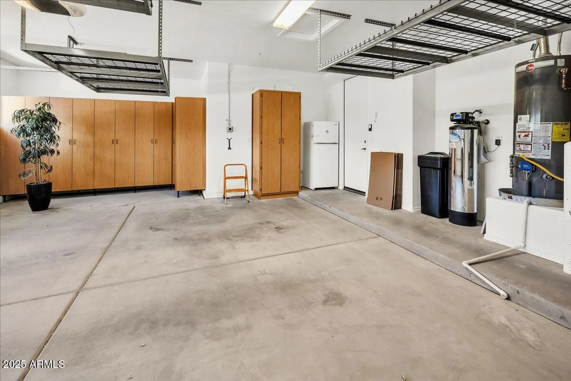 Property Slideshow image 33 of 77 | 13055 w eagle talon trl, Peoria, AZ, 85383