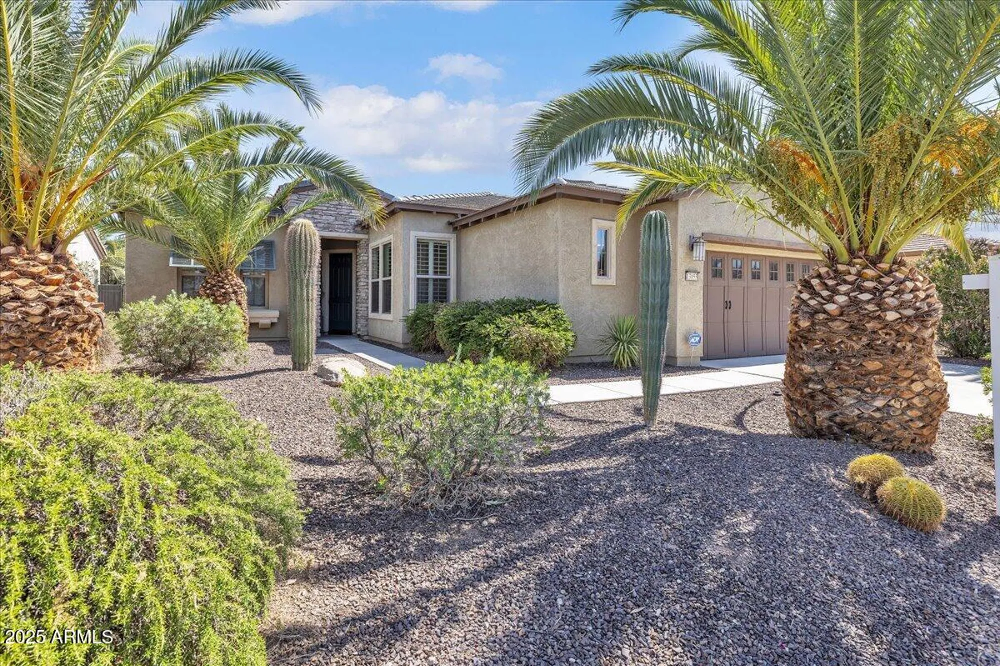 Property Slideshow image 36 of 77 | 13055 w eagle talon trl, Peoria, AZ, 85383