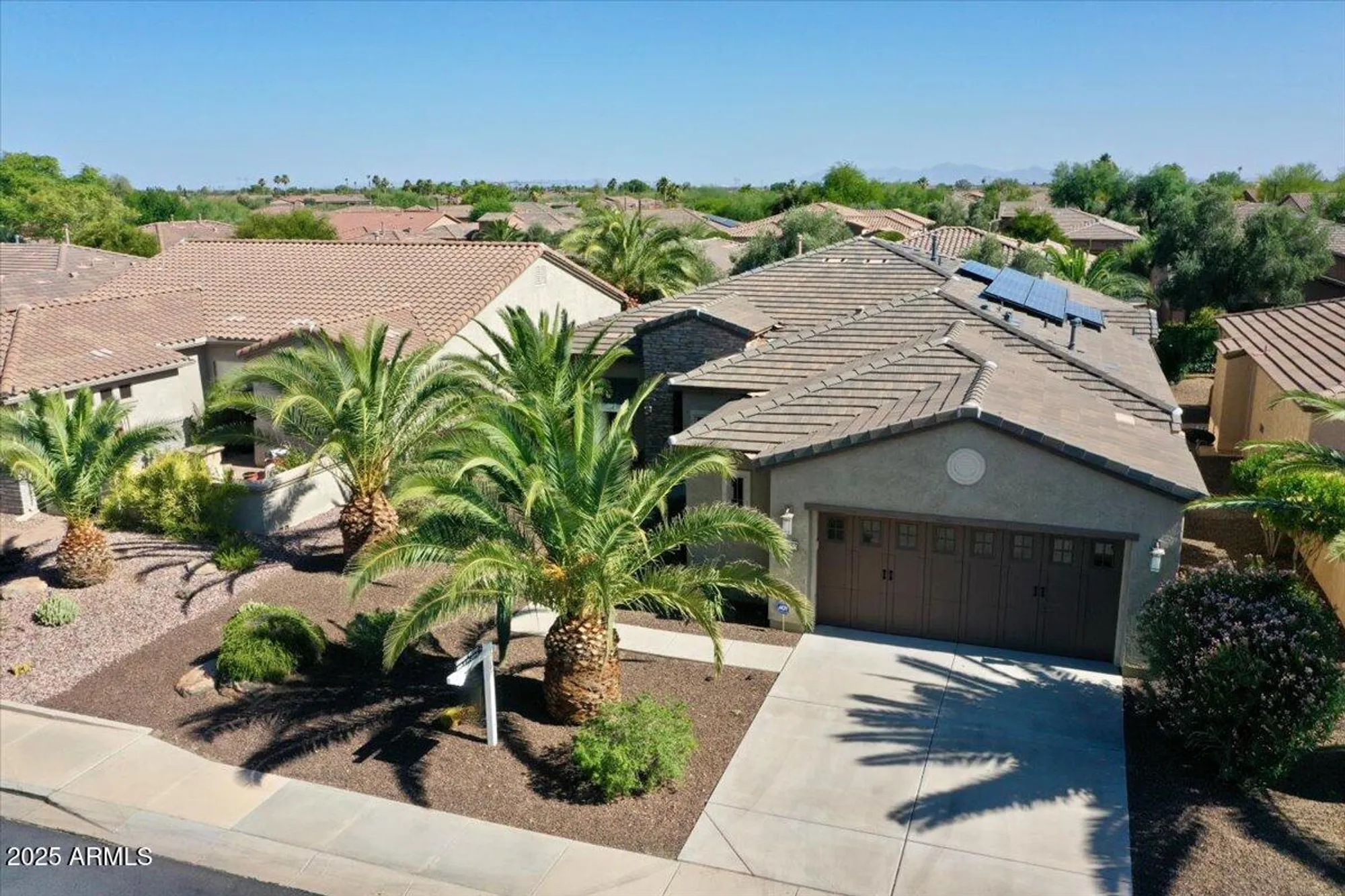 Property Slideshow image 44 of 77 | 13055 w eagle talon trl, Peoria, AZ, 85383
