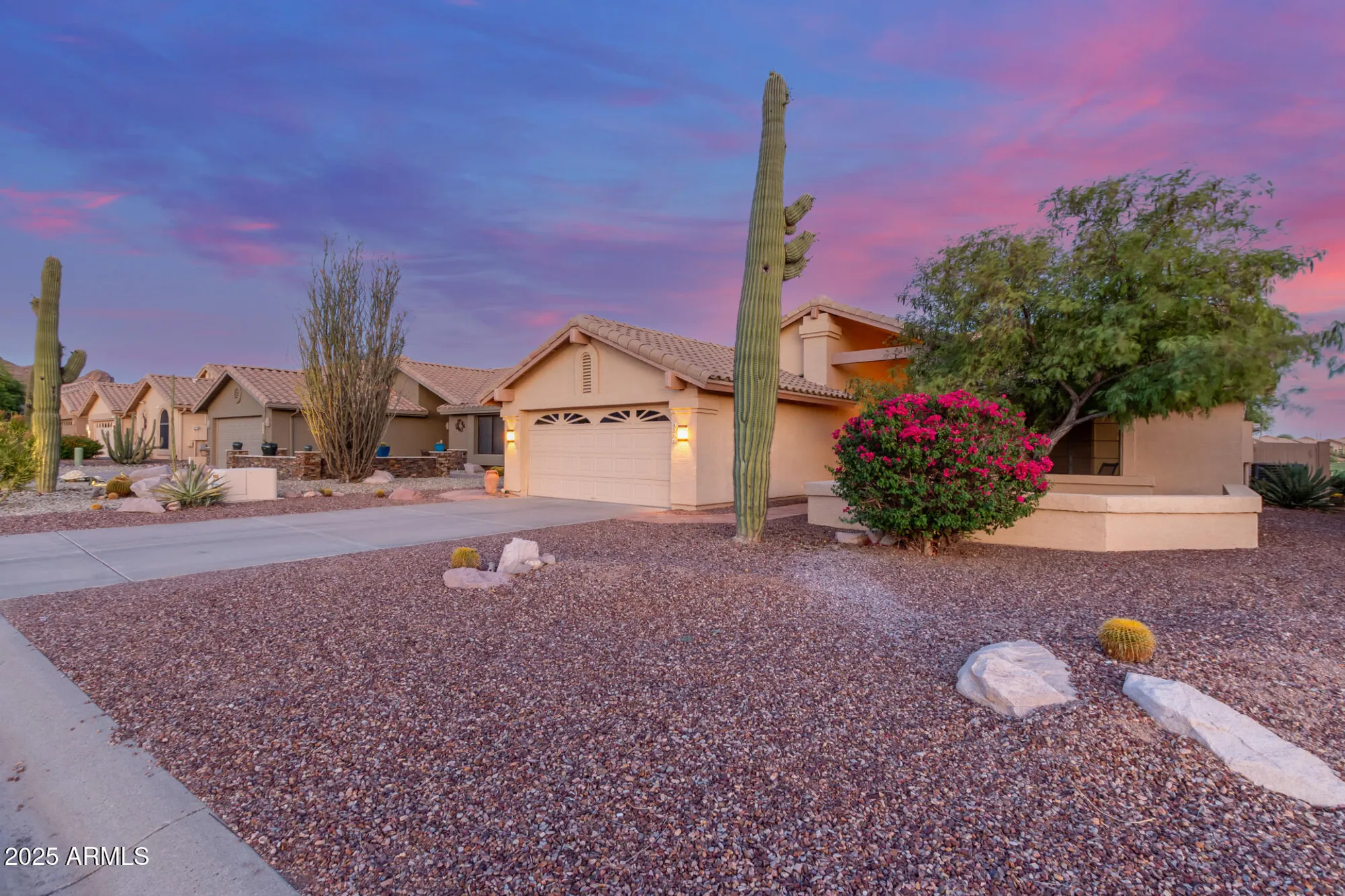 Property Slideshow image 10 of 48 | 8061 e lavender dr, Gold Canyon, AZ, 85118