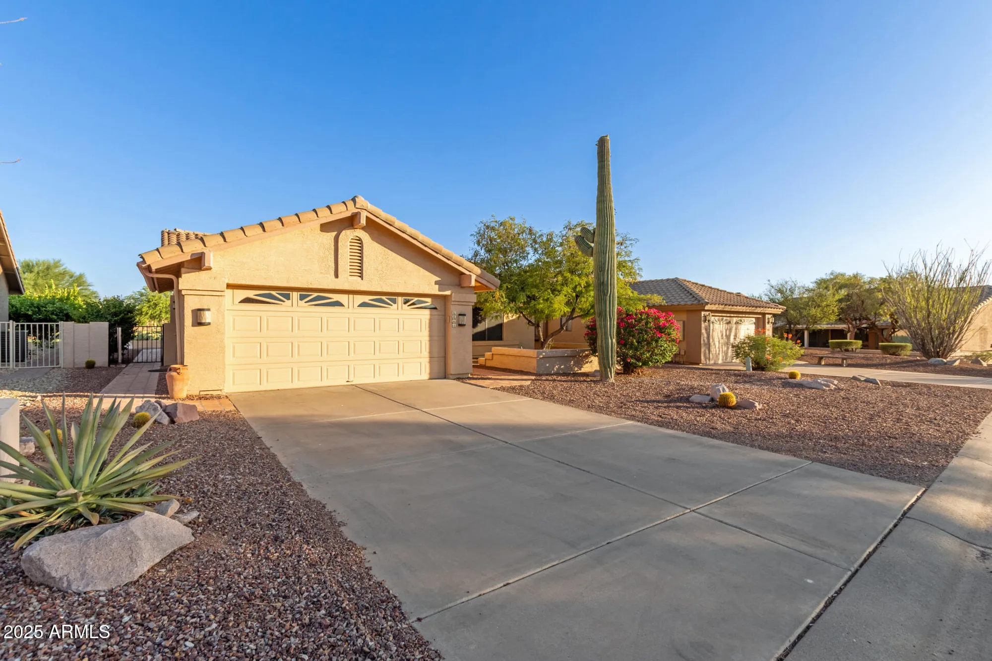 Property Slideshow image 15 of 48 | 8061 e lavender dr, Gold Canyon, AZ, 85118