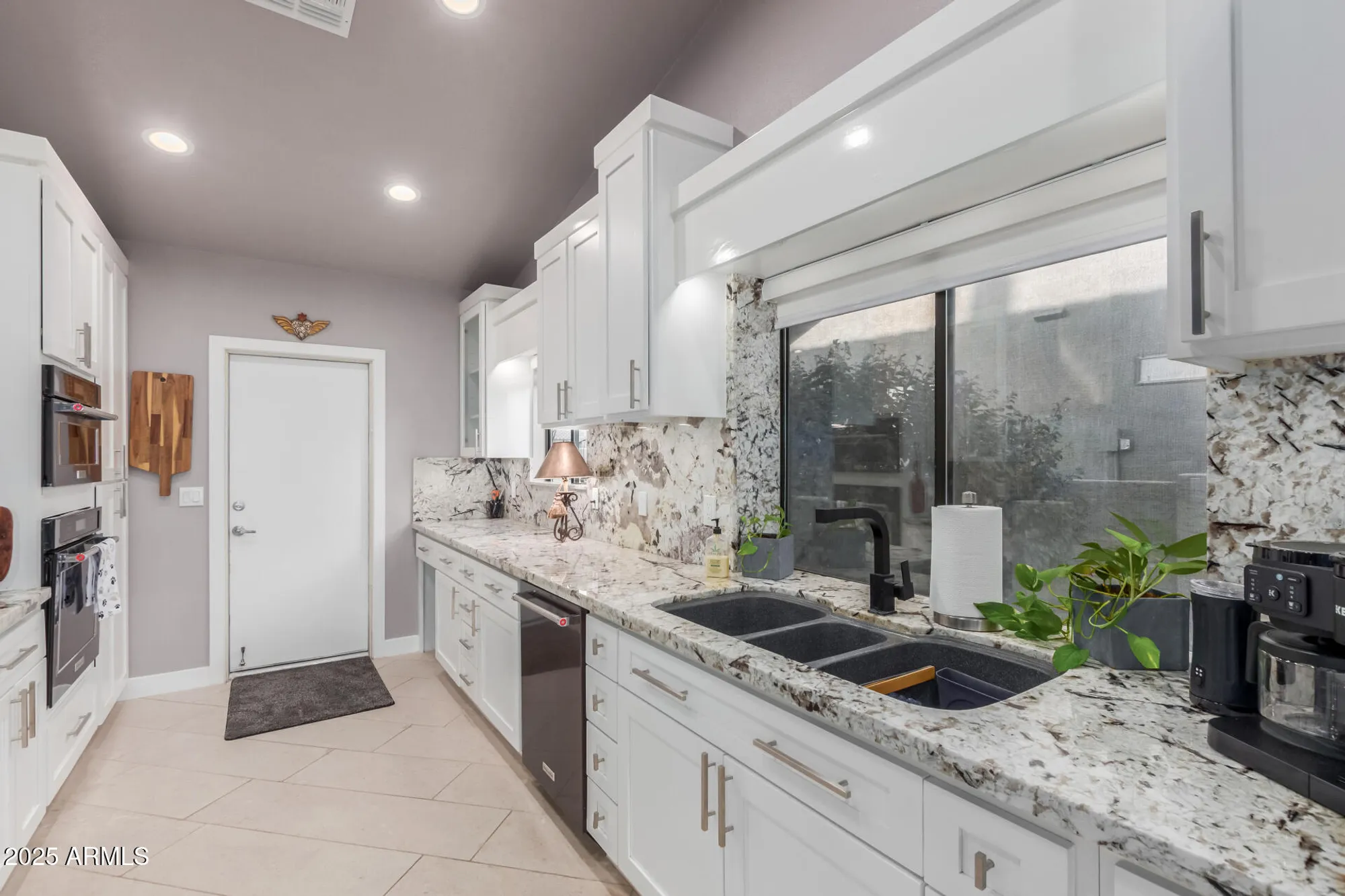 Property Slideshow image 23 of 48 | 8061 e lavender dr, Gold Canyon, AZ, 85118