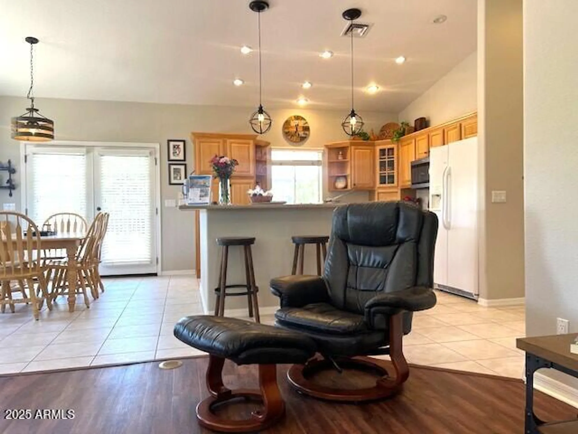 Property Slideshow image 15 of 53 | 2416 n snead dr, Mesa, AZ, 85215