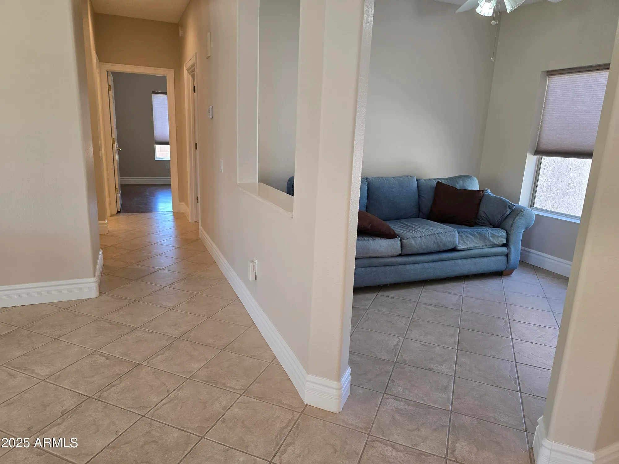 Property Slideshow image 18 of 48 | 19595 n sunburst way, Surprise, AZ, 85374