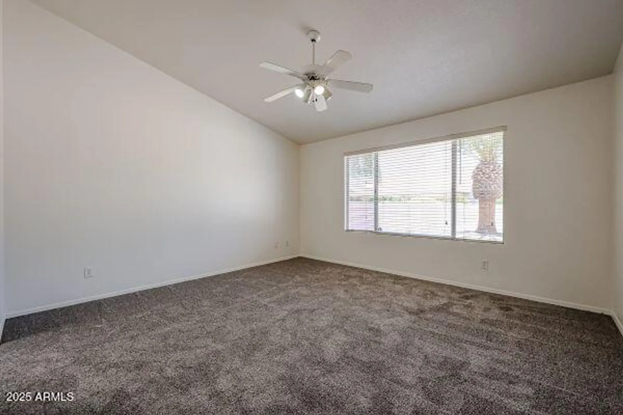 Property Slideshow image 14 of 33 | 10536 e coopers hawk dr, Sun Lakes, AZ, 85248