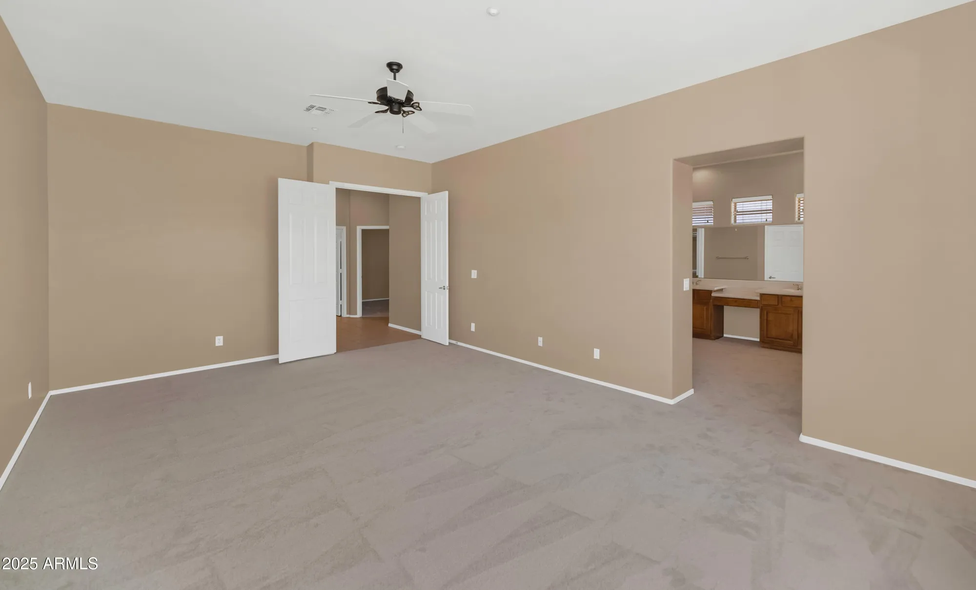 Property Slideshow image 17 of 27 | 42122 n anthem springs rd, Anthem, AZ, 85086