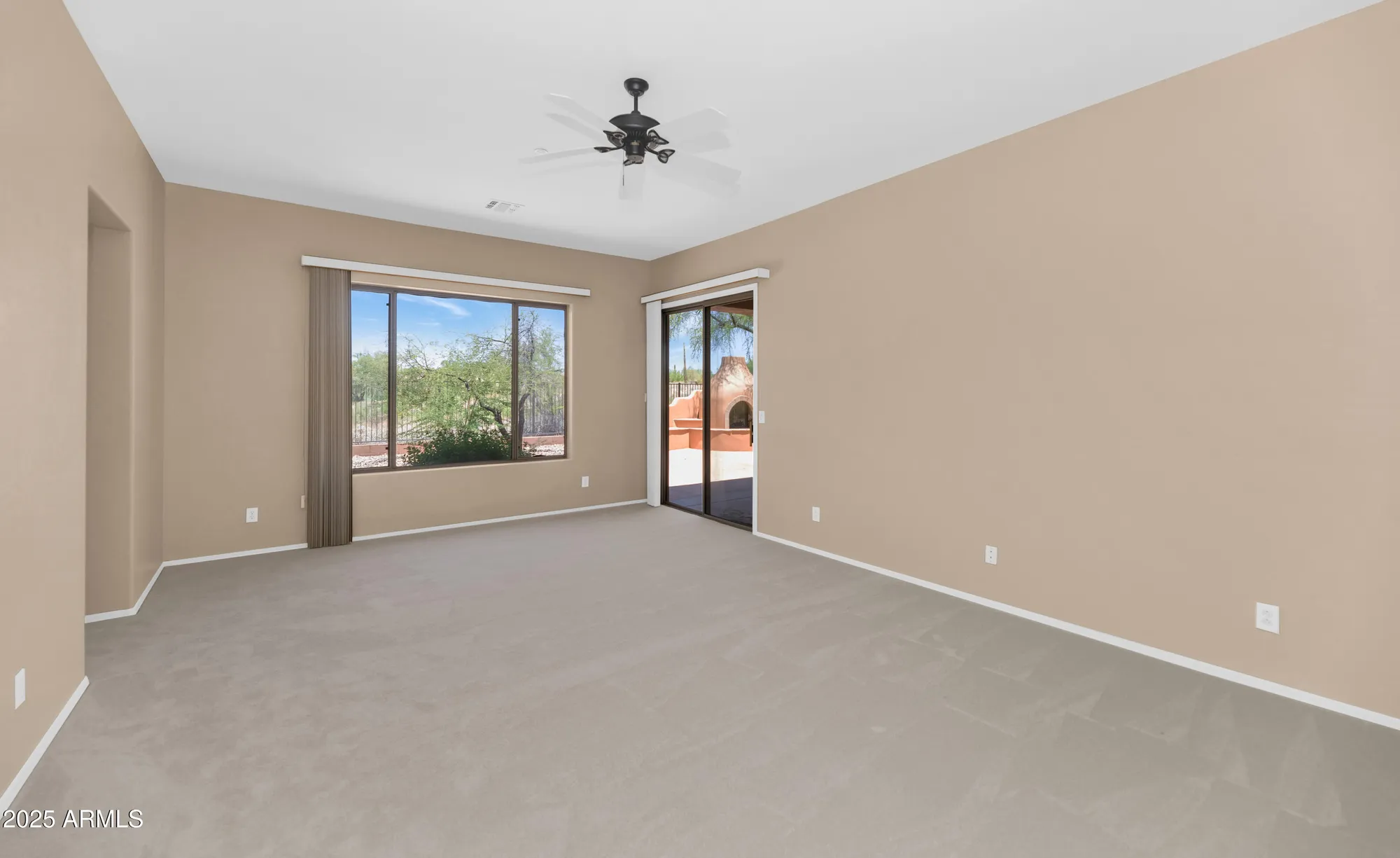 Property Slideshow image 18 of 27 | 42122 n anthem springs rd, Anthem, AZ, 85086