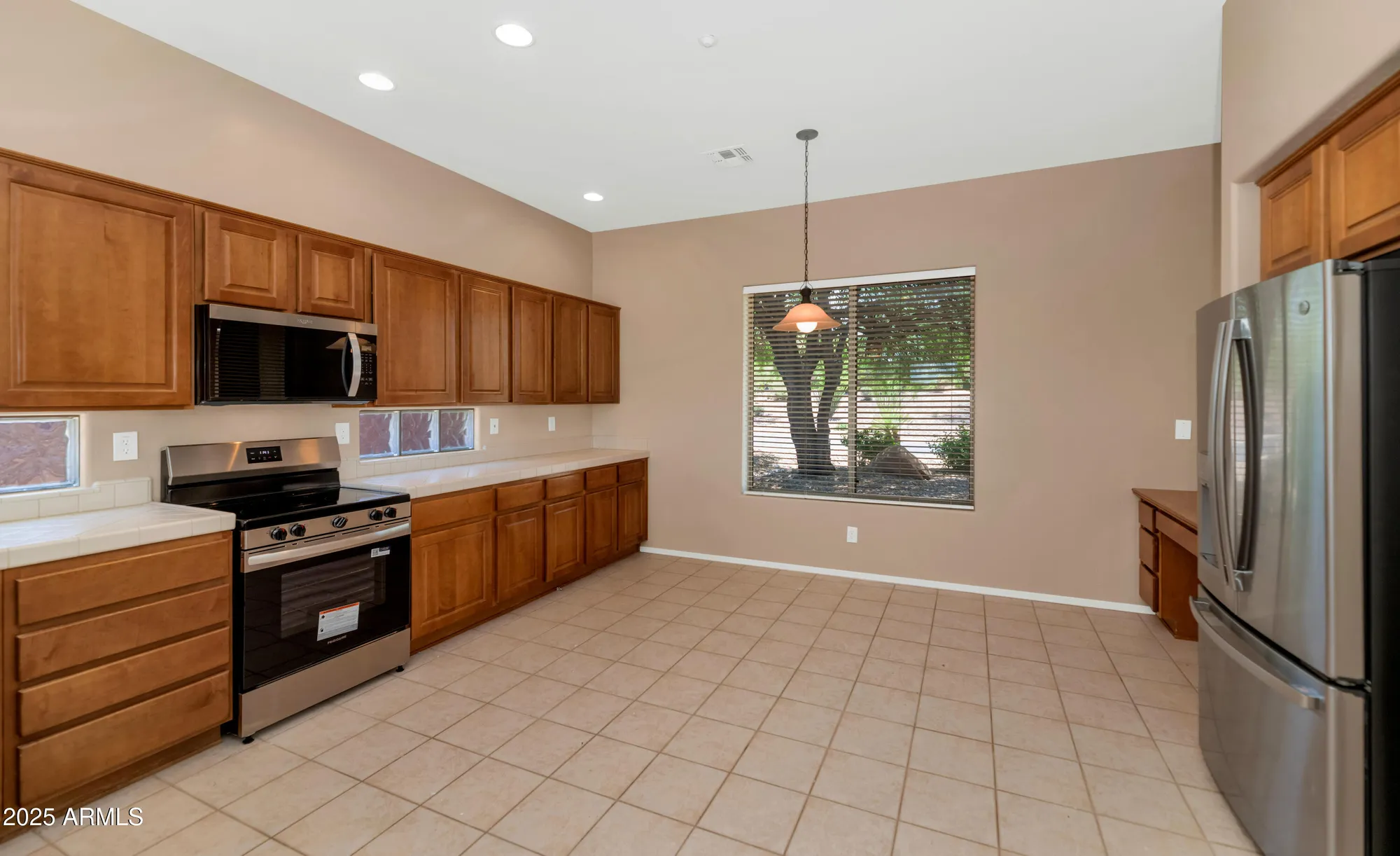 Property Slideshow image 5 of 27 | 42122 n anthem springs rd, Anthem, AZ, 85086