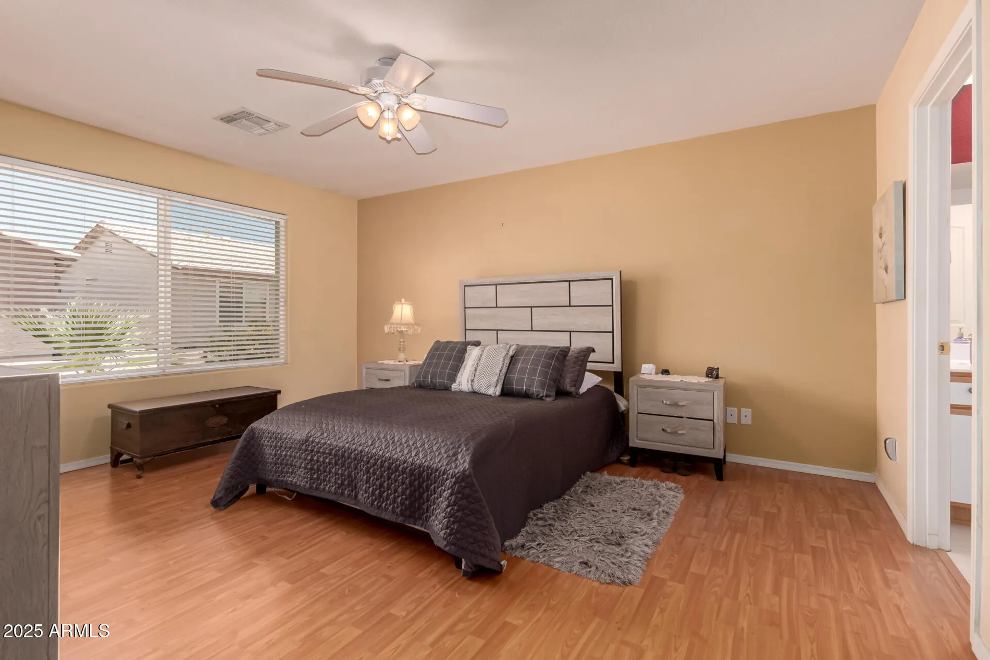 Property Slideshow image 9 of 48 | 1362 e cherry hills dr, Chandler, AZ, 85249