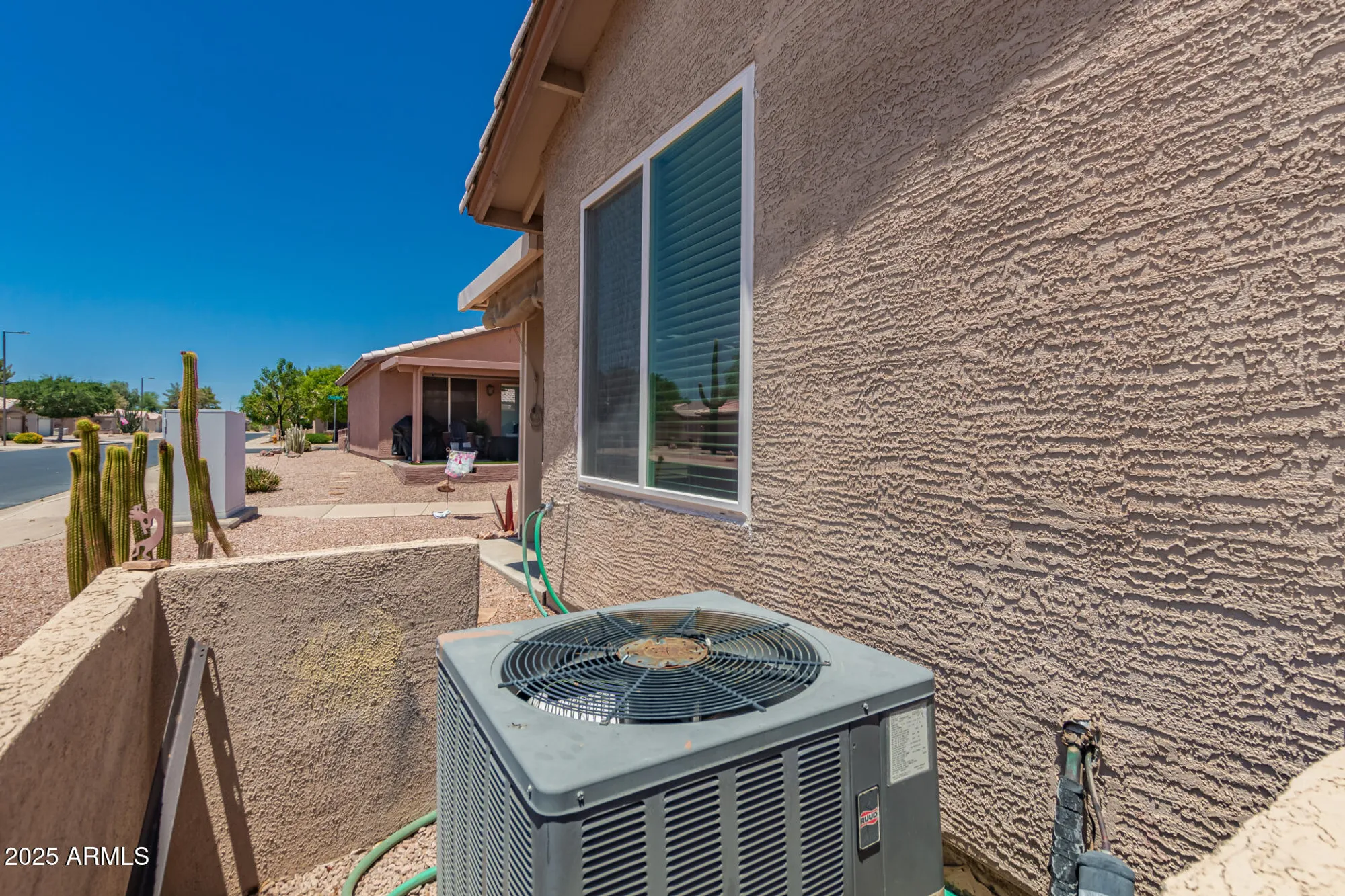 Property Slideshow image 30 of 48 | 1362 e cherry hills dr, Chandler, AZ, 85249