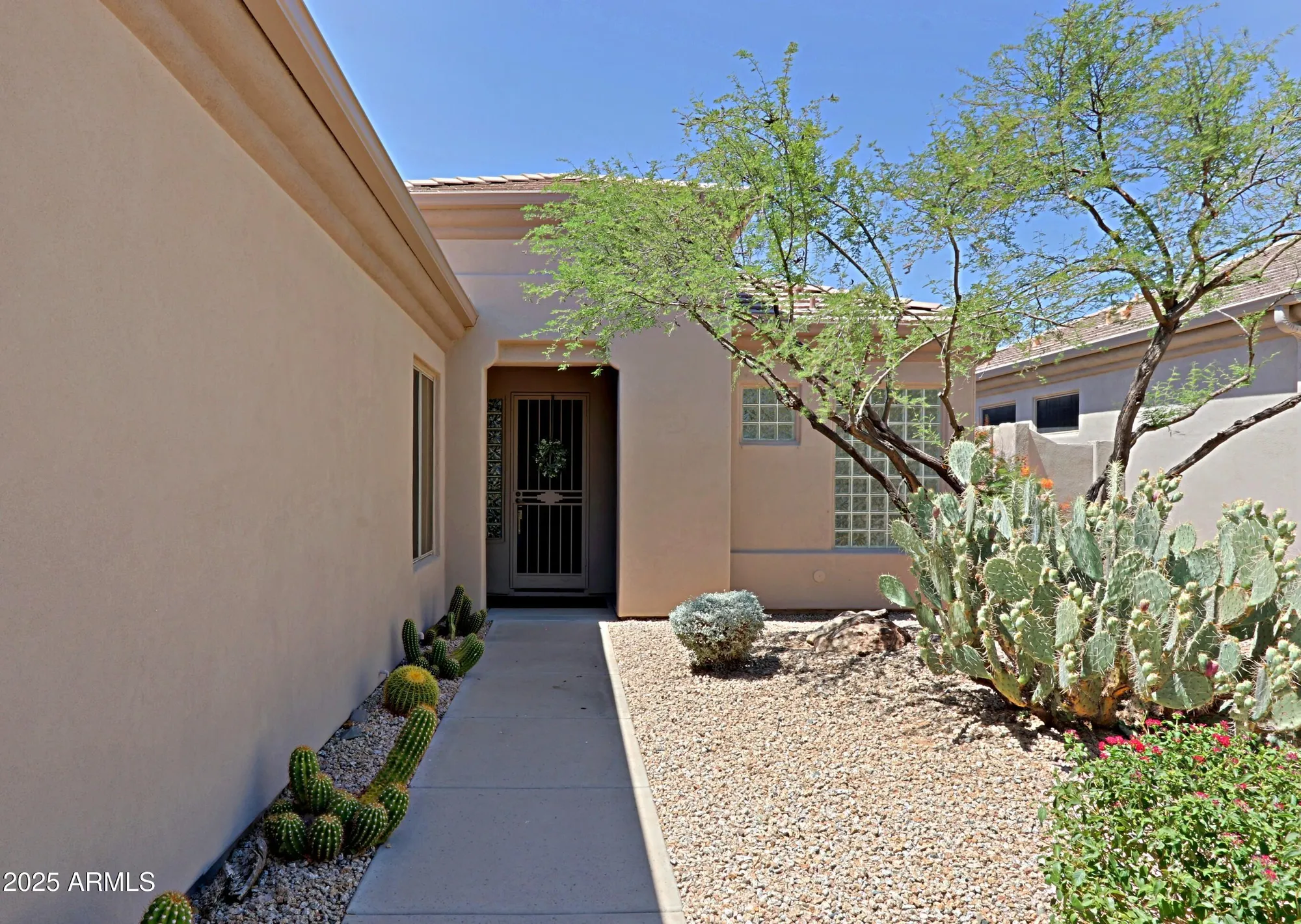 Property Slideshow image 5 of 68 | 6918 e nightingale star cir, Scottsdale, AZ, 85266