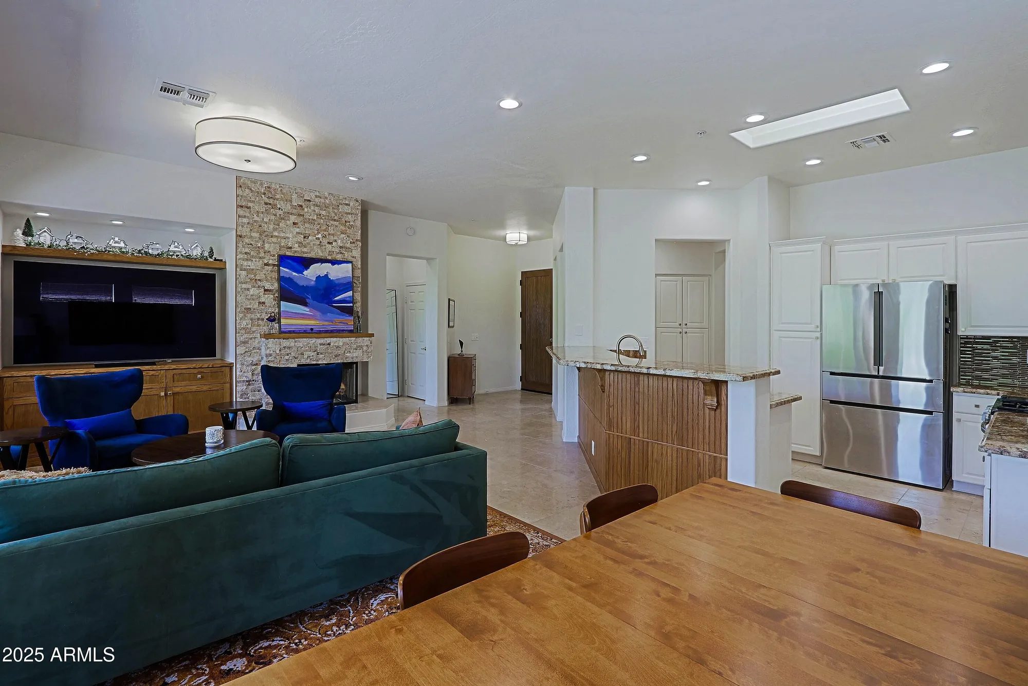 Property Slideshow image 15 of 68 | 6918 e nightingale star cir, Scottsdale, AZ, 85266