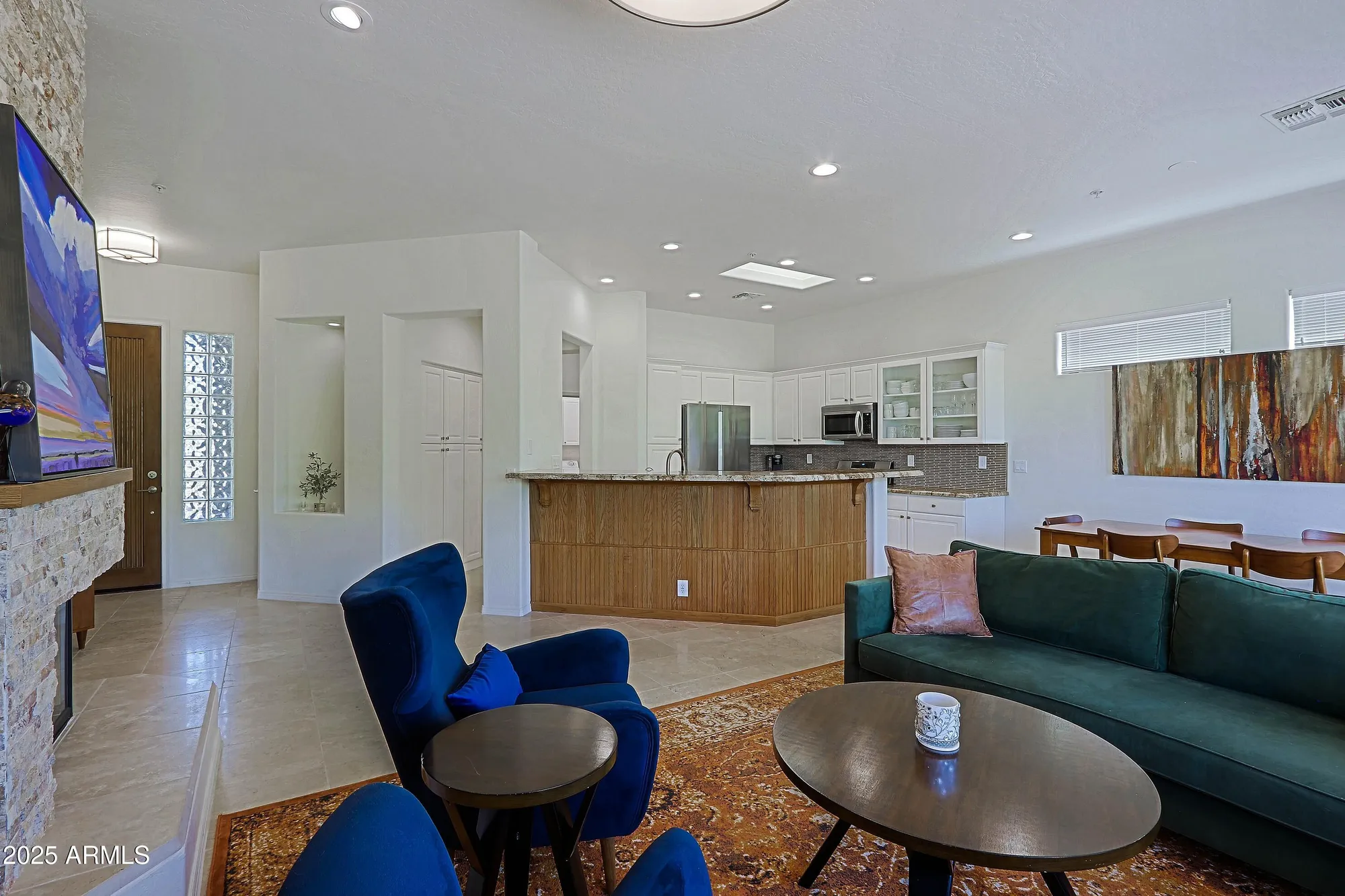 Property Slideshow image 12 of 68 | 6918 e nightingale star cir, Scottsdale, AZ, 85266