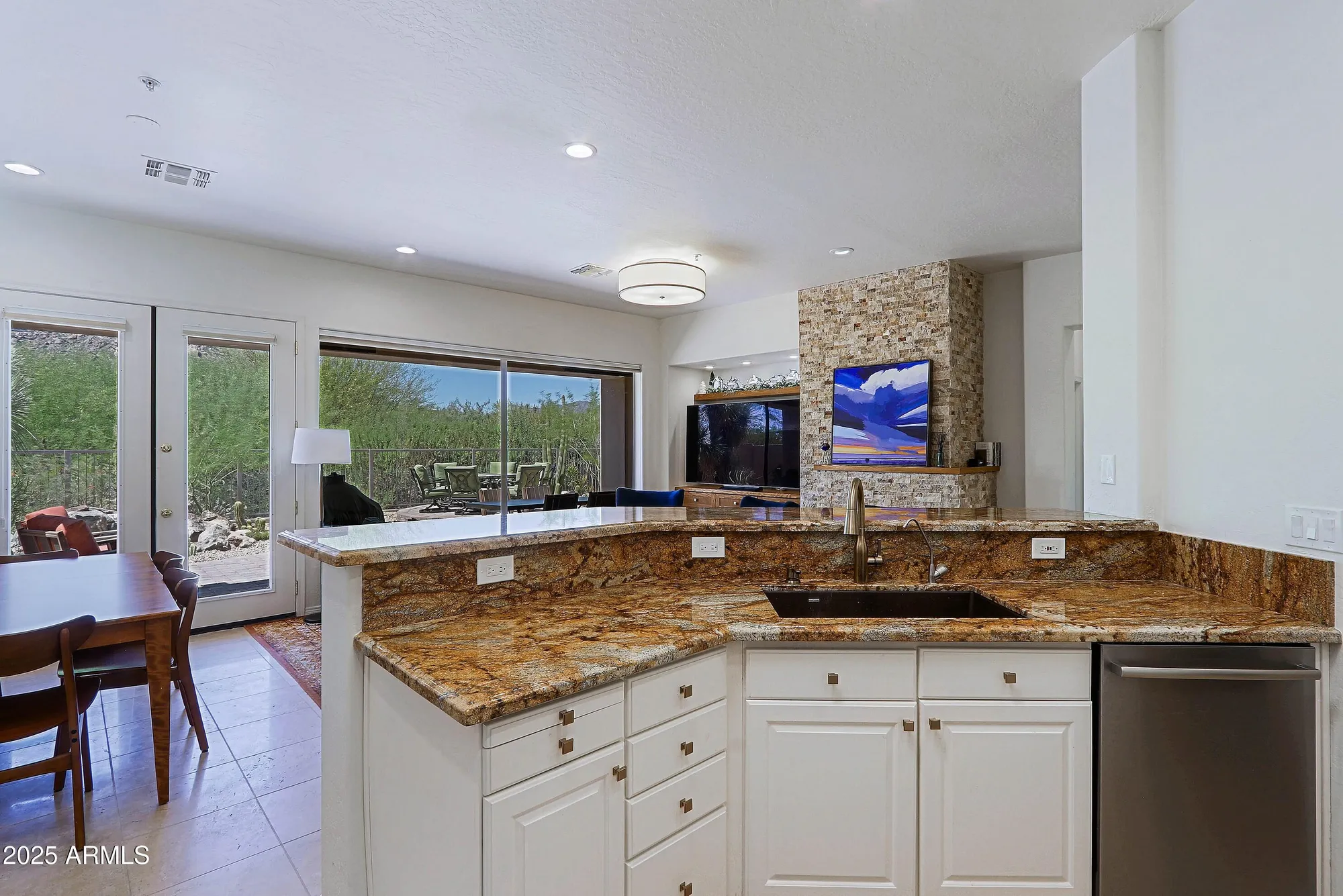 Property Slideshow image 18 of 68 | 6918 e nightingale star cir, Scottsdale, AZ, 85266