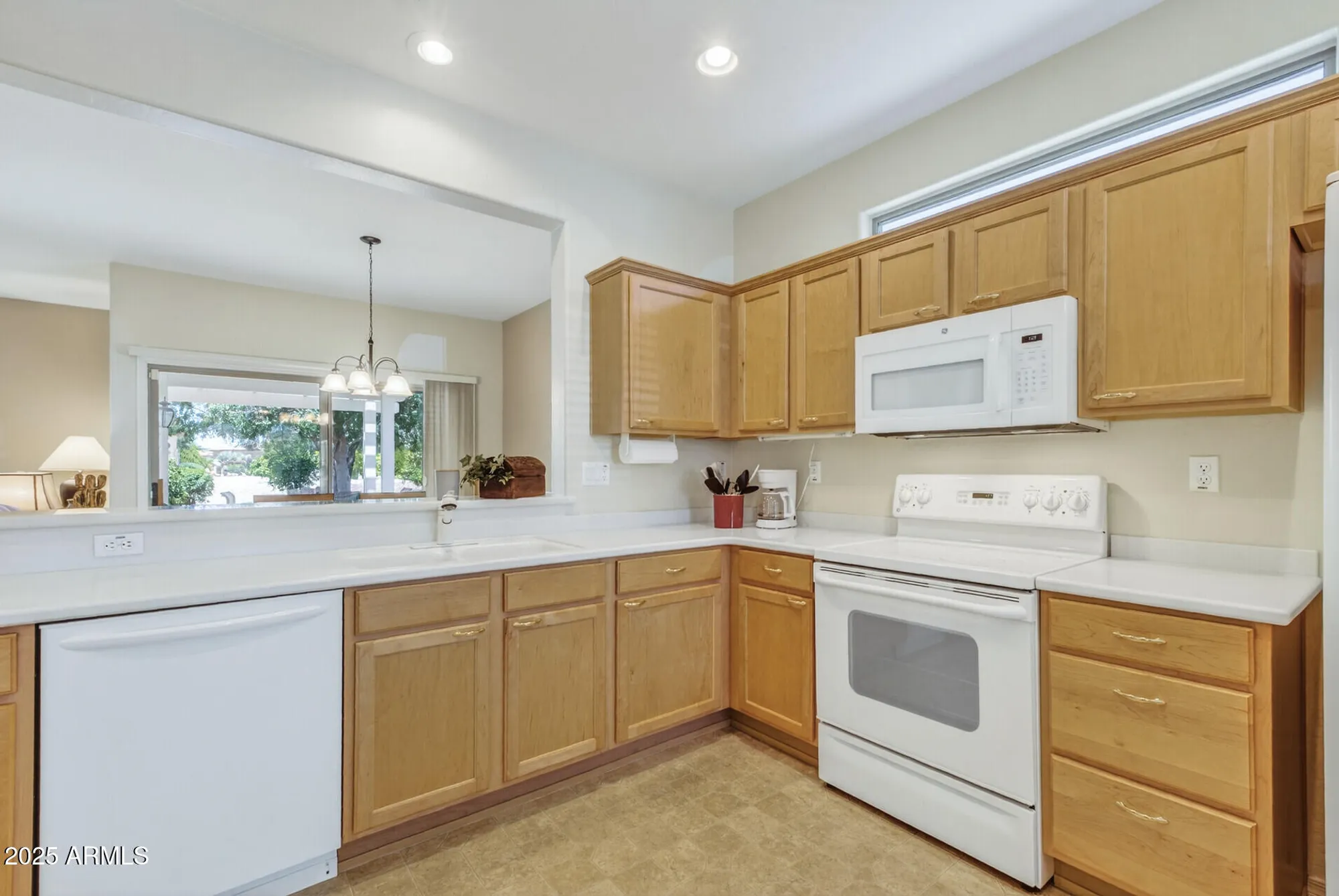 Property Slideshow image 22 of 50 | 16412 w peppertree ct, Surprise, AZ, 85387