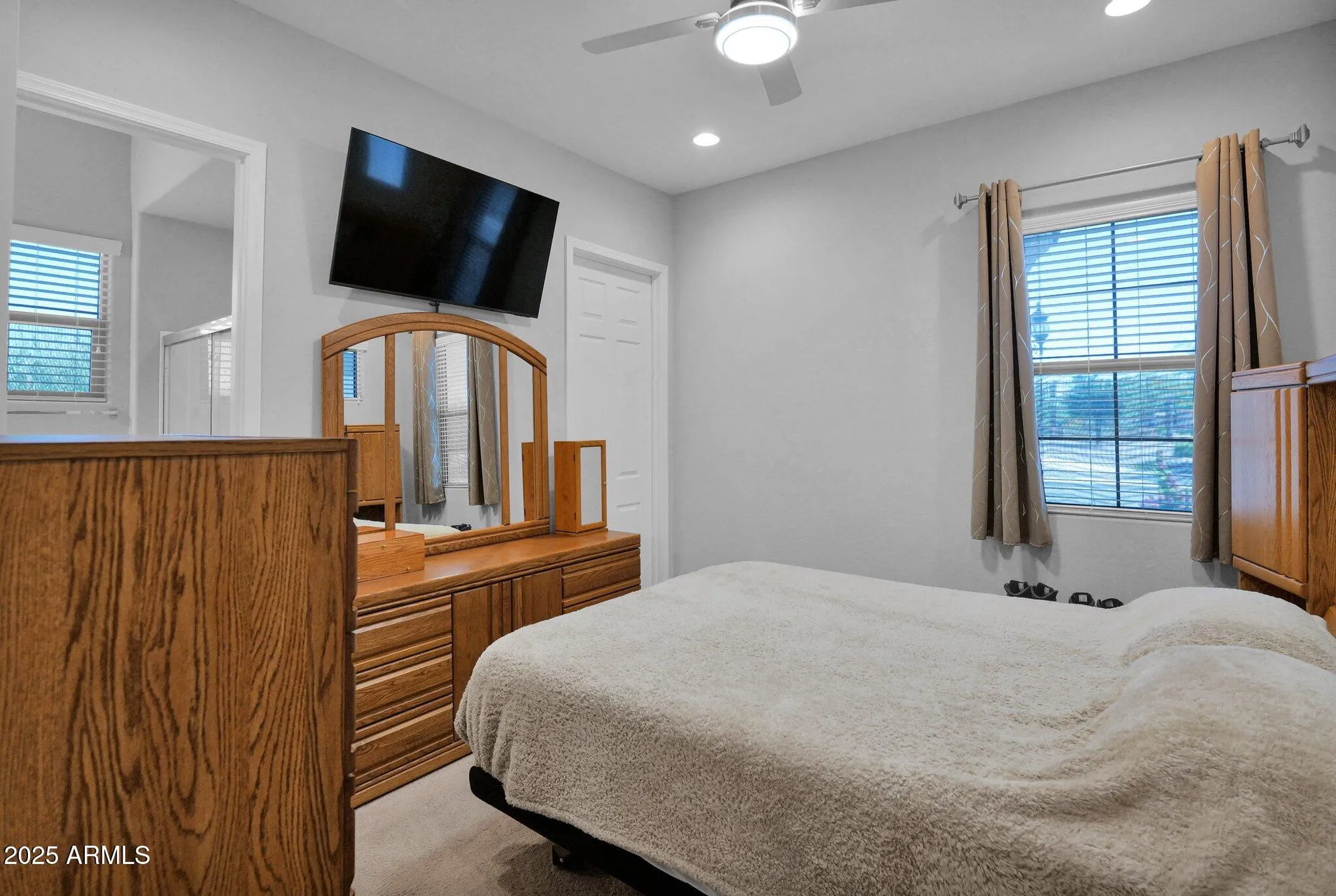 Property Slideshow image 20 of 43 | 27667 w mohawk ln, Buckeye, AZ, 85396