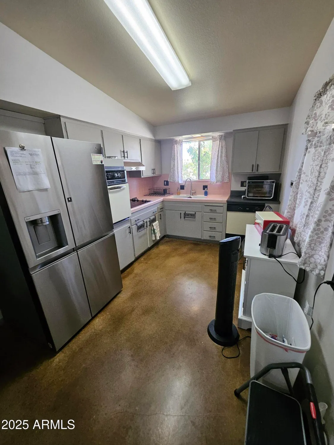 Property Slideshow image 6 of 24 | 10307 w oakmont dr, Sun City, AZ, 85351