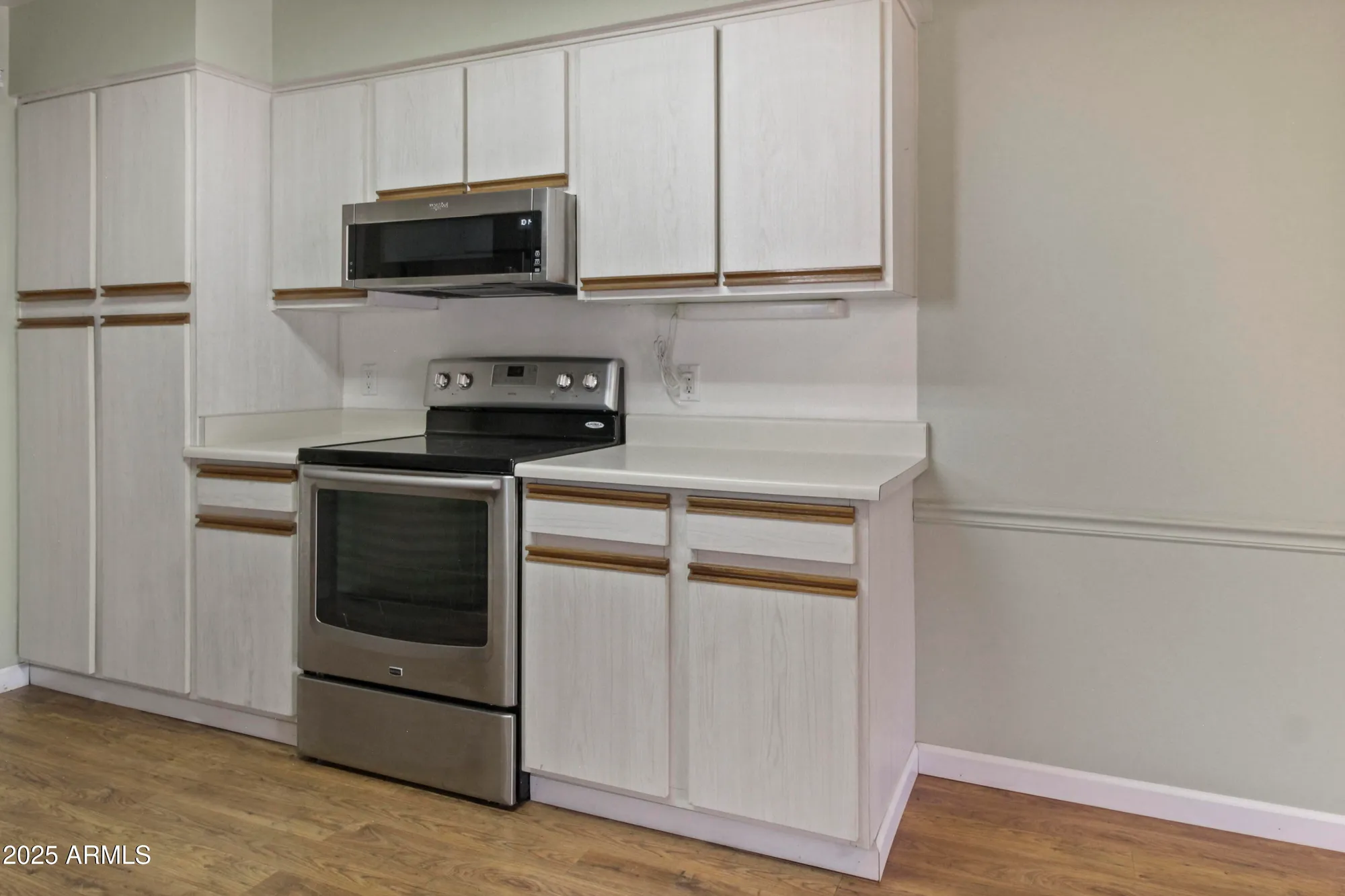 Property Slideshow image 13 of 50 | 3345 e university dr 2, Mesa, AZ, 85213