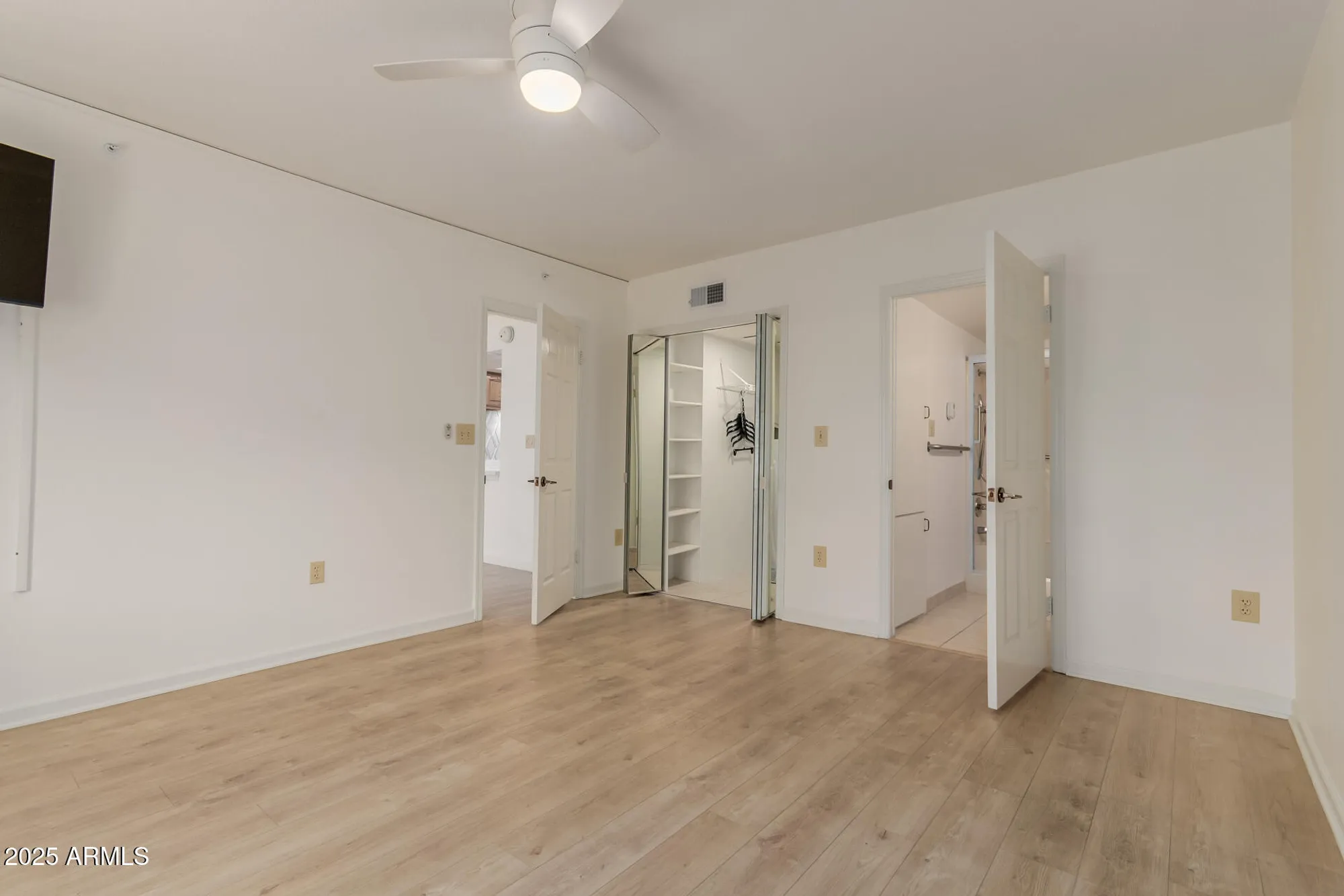 Property Slideshow image 10 of 41 | 10330 w thunderbird blvd c109, Sun City, AZ, 85351