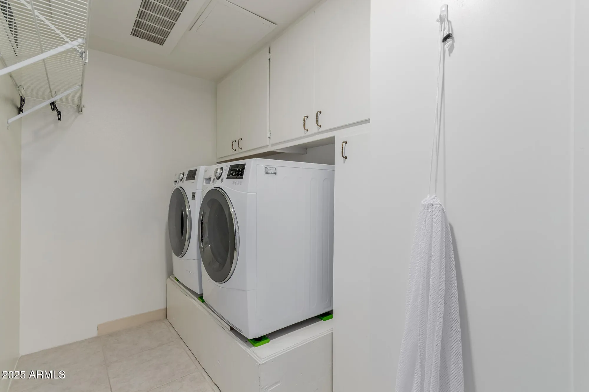 Property Slideshow image 13 of 41 | 10330 w thunderbird blvd c109, Sun City, AZ, 85351