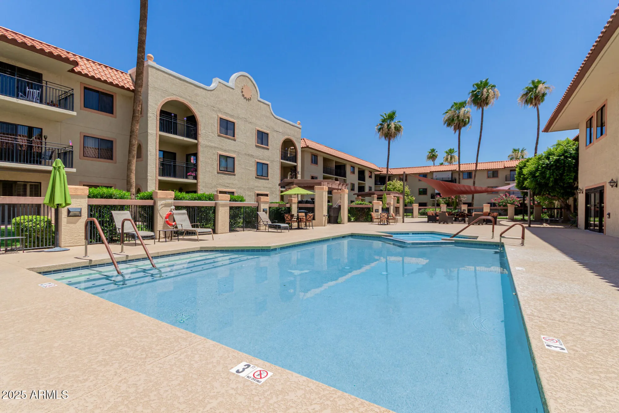 Property Slideshow image 18 of 41 | 10330 w thunderbird blvd c109, Sun City, AZ, 85351