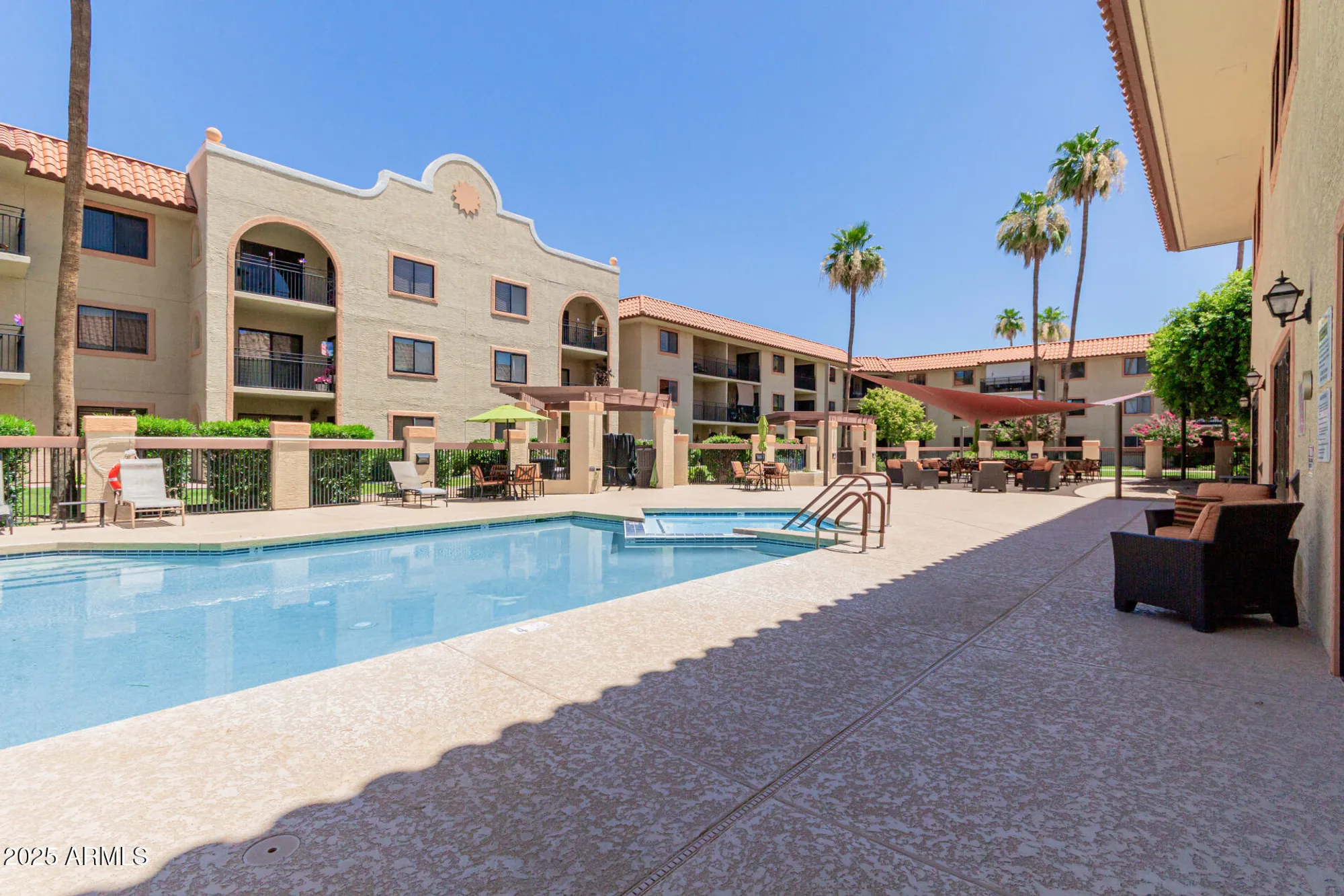 Property Slideshow image 17 of 41 | 10330 w thunderbird blvd c109, Sun City, AZ, 85351