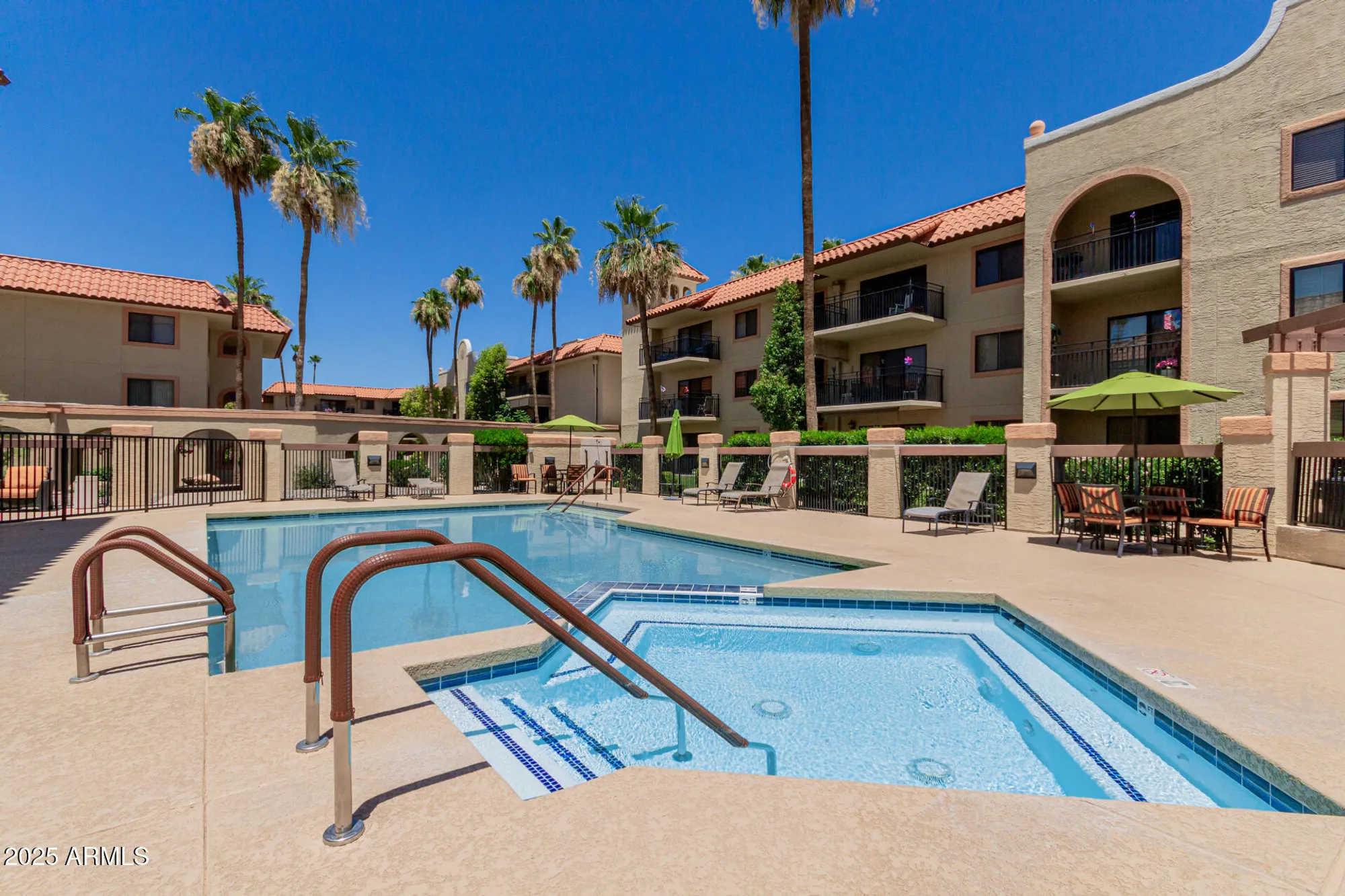 Property Slideshow image 19 of 41 | 10330 w thunderbird blvd c109, Sun City, AZ, 85351