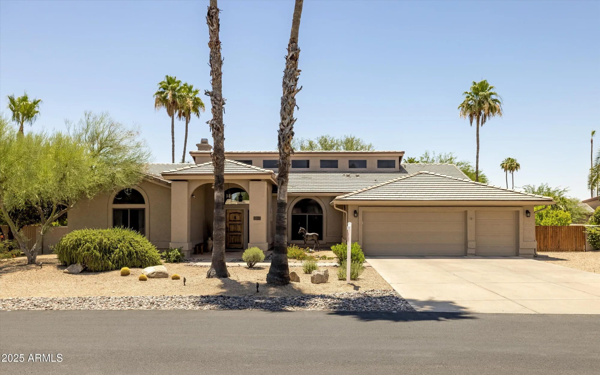 Property Slideshow image 2 of 42 | 25821 n bolero bnd, Rio Verde, AZ, 85263