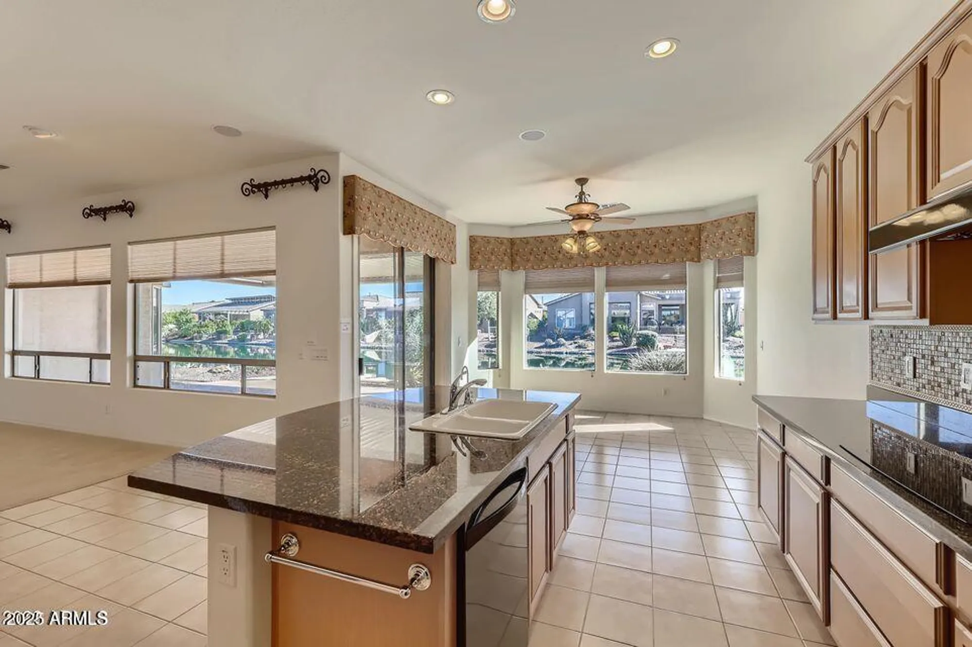 Property Slideshow image 14 of 34 | 42625 w sandpiper dr, Maricopa, AZ, 85138