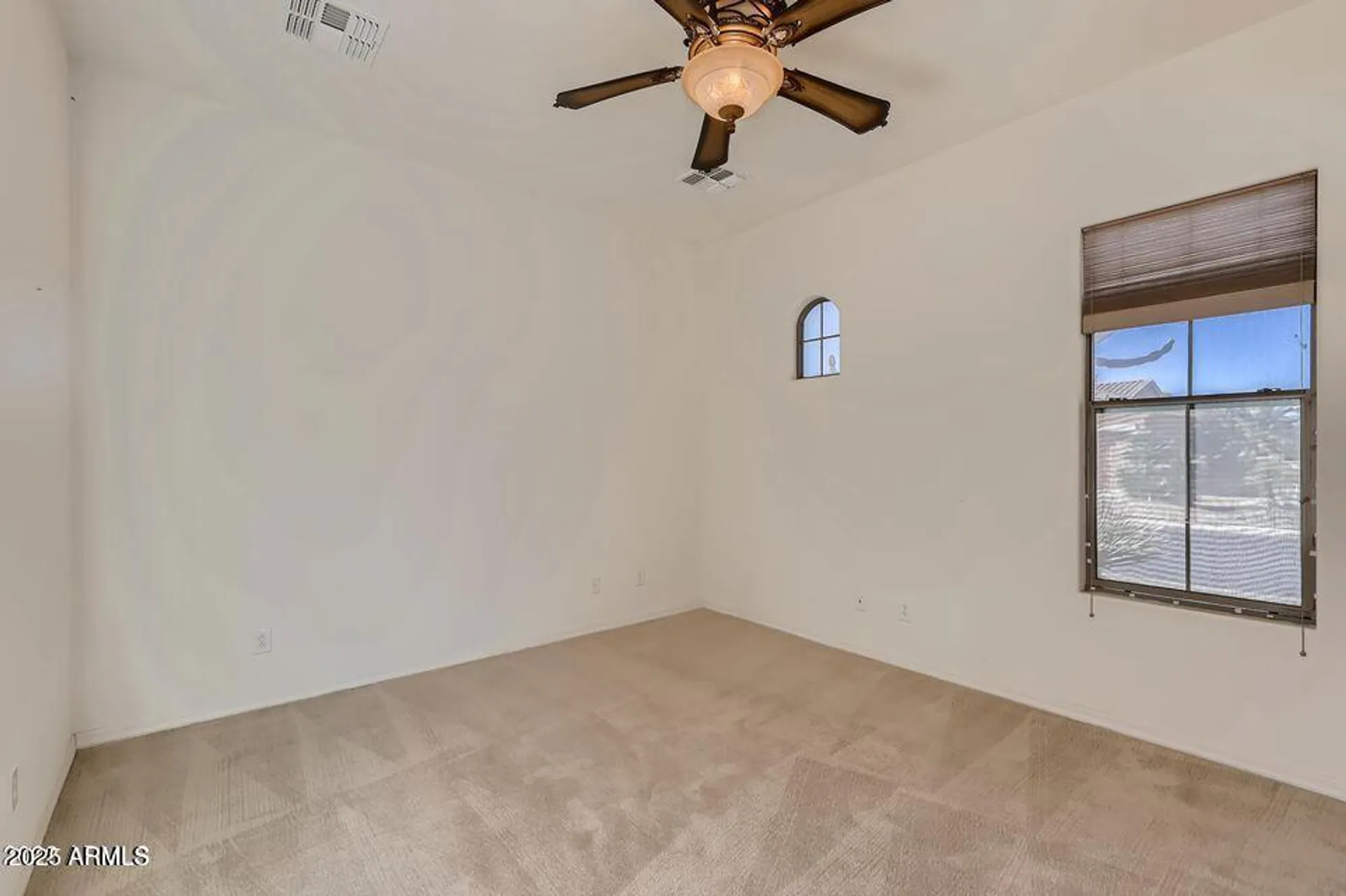Property Slideshow image 31 of 34 | 42625 w sandpiper dr, Maricopa, AZ, 85138