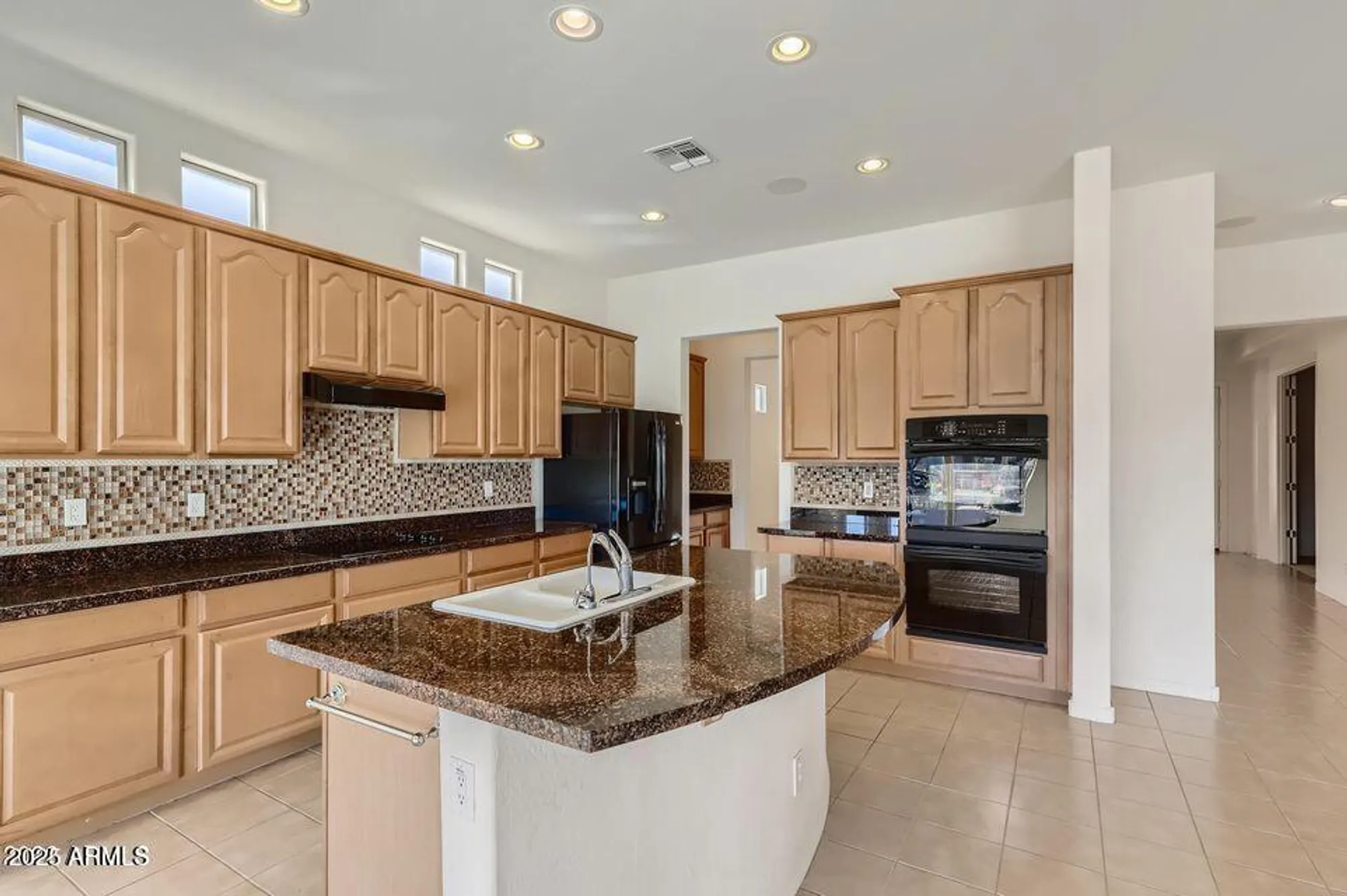 Property Slideshow image 11 of 34 | 42625 w sandpiper dr, Maricopa, AZ, 85138