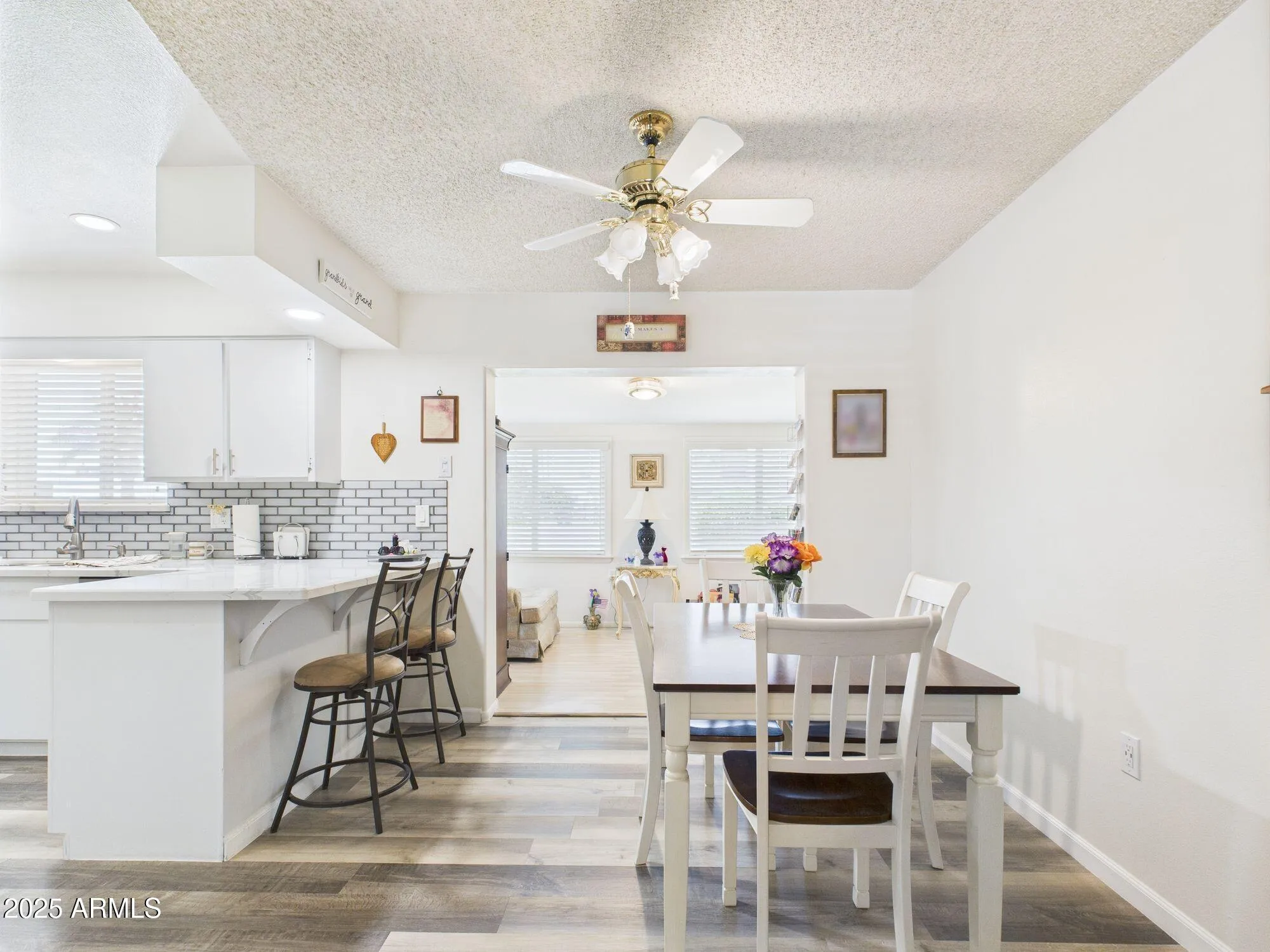 Property Slideshow image 8 of 22 | 9915 w mountain view rd, Sun City, AZ, 85351