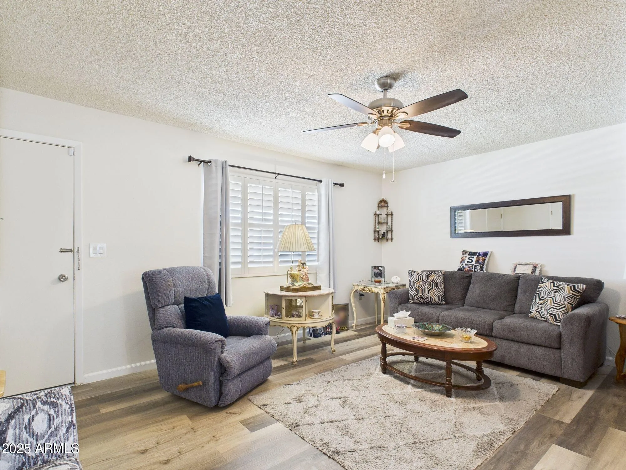 Property Slideshow image 6 of 22 | 9915 w mountain view rd, Sun City, AZ, 85351