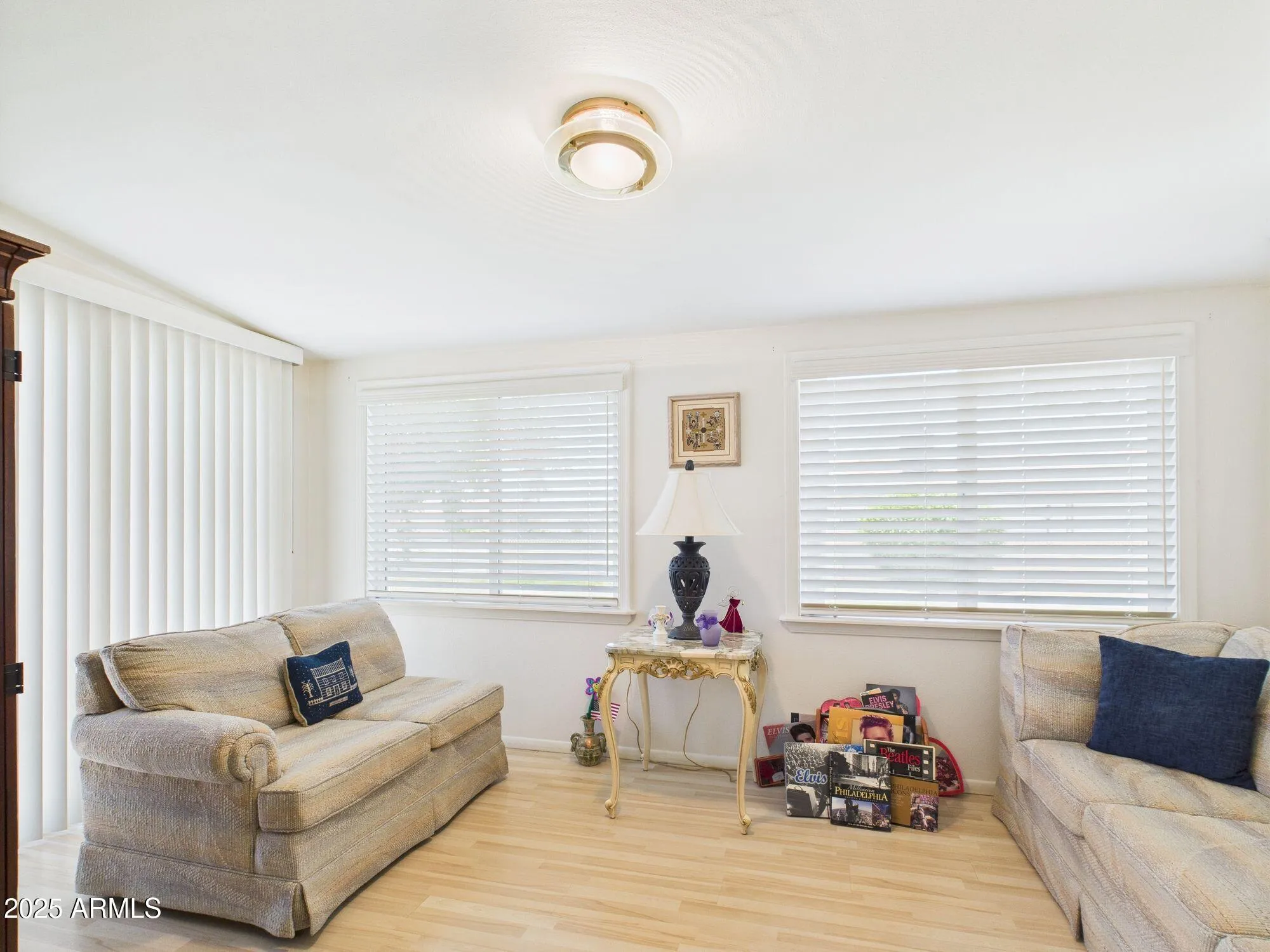 Property Slideshow image 18 of 22 | 9915 w mountain view rd, Sun City, AZ, 85351