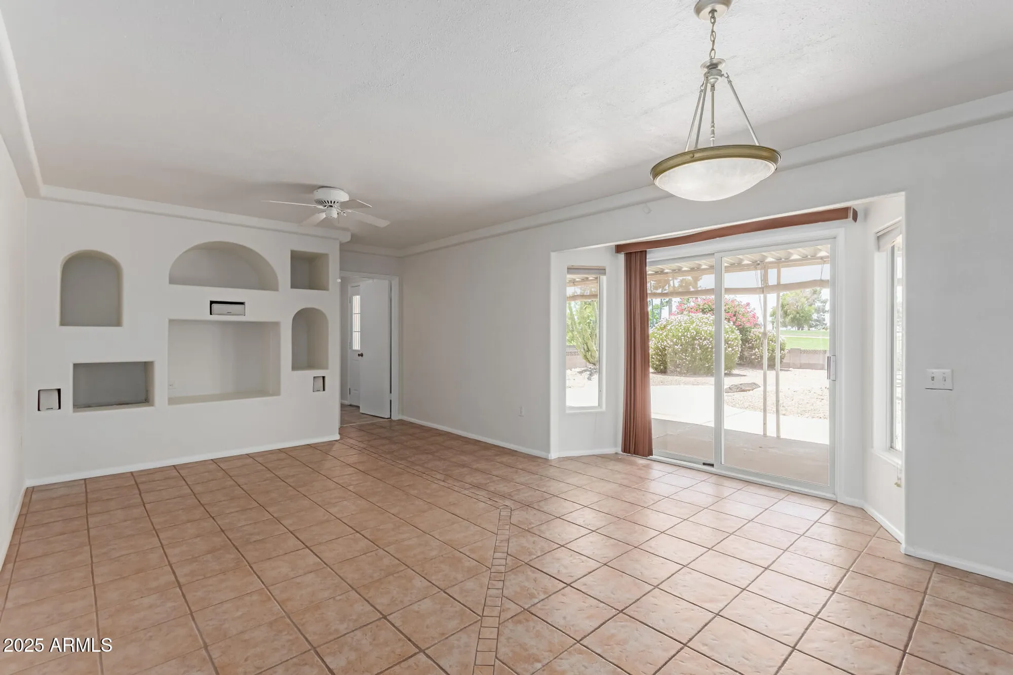 Property Slideshow image 7 of 37 | 14610 n bolivar dr, Sun City, AZ, 85351