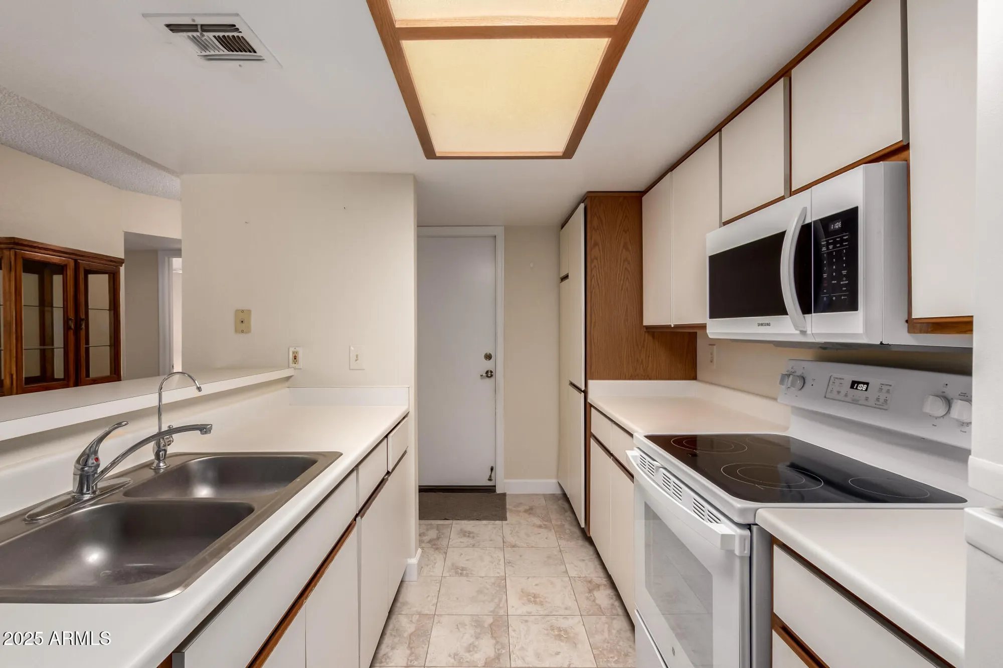 Property Slideshow image 11 of 48 | 1021 s greenfield rd 1194, Mesa, AZ, 85206