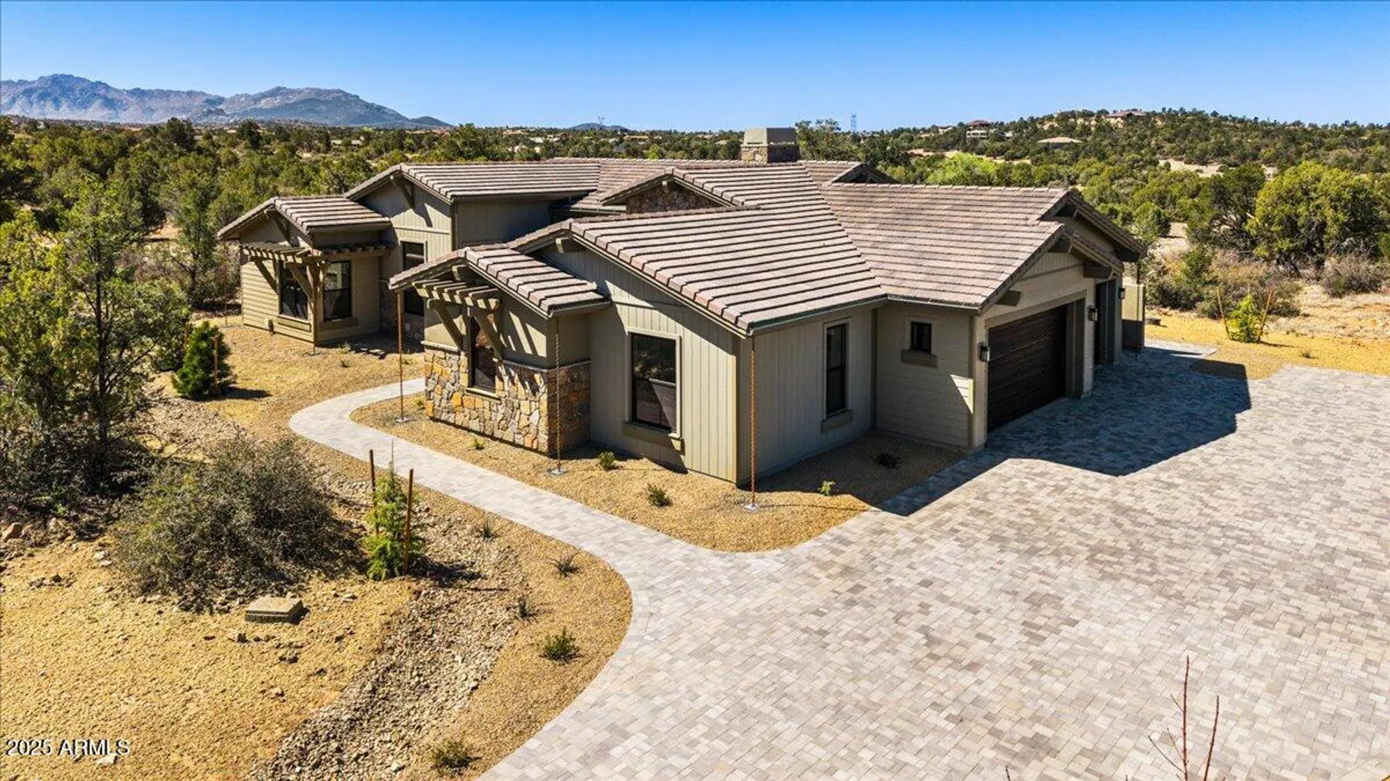 Property Slideshow image 2 of 44 | 14440 n sandia ln, Prescott, AZ, 86305